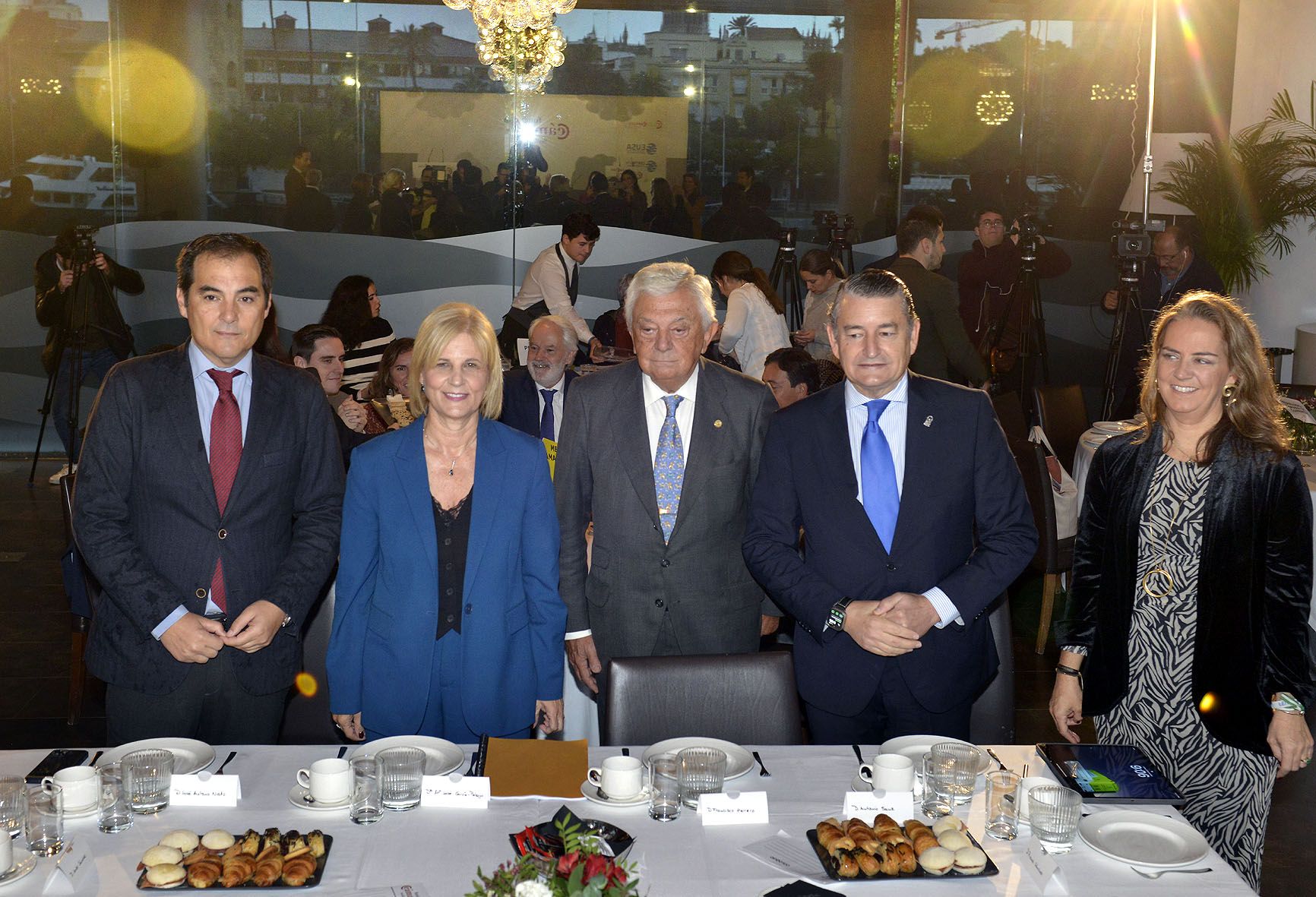 Alcaldesa   Foro Camara de Comercio de Sevilla   09