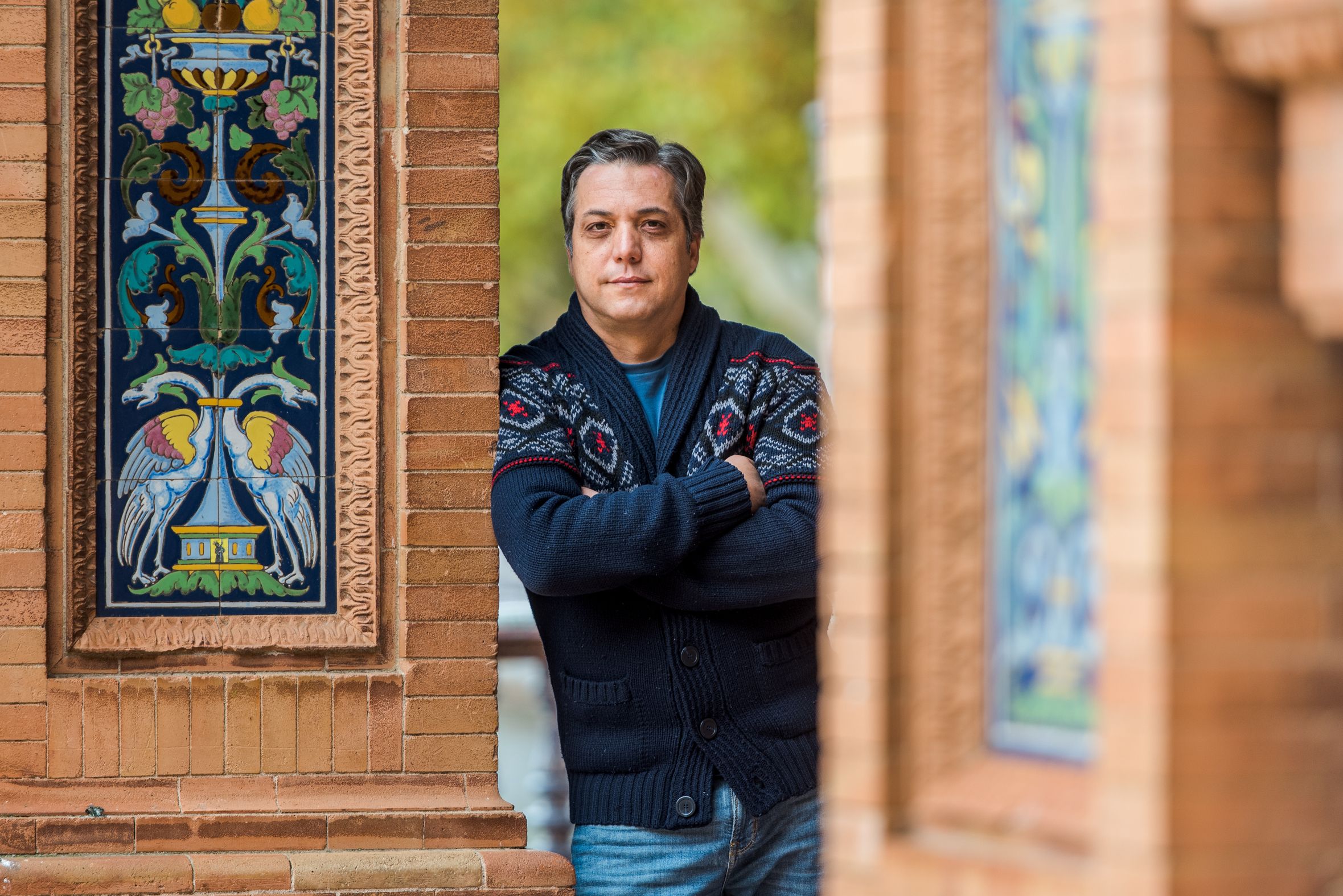 Paco Ortiz, en la sevillana Plaza de España. 