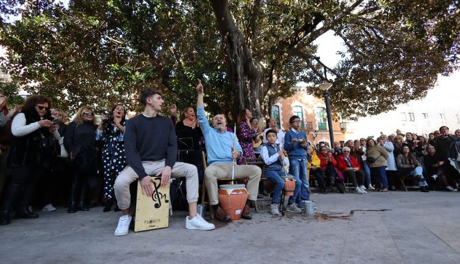 La zambomba, alegría y ganas de fiesta.