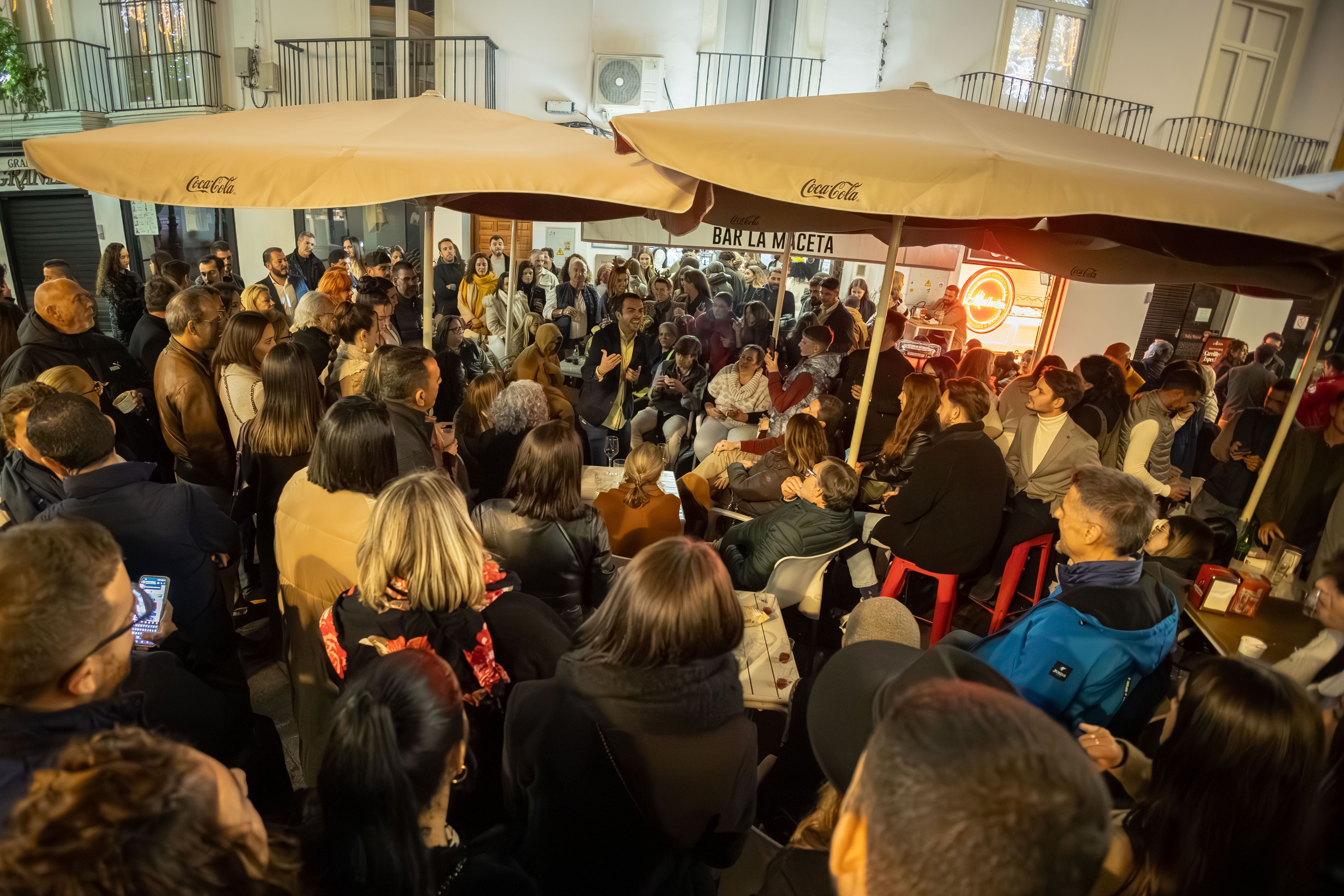 Ambiente en la calle Larga