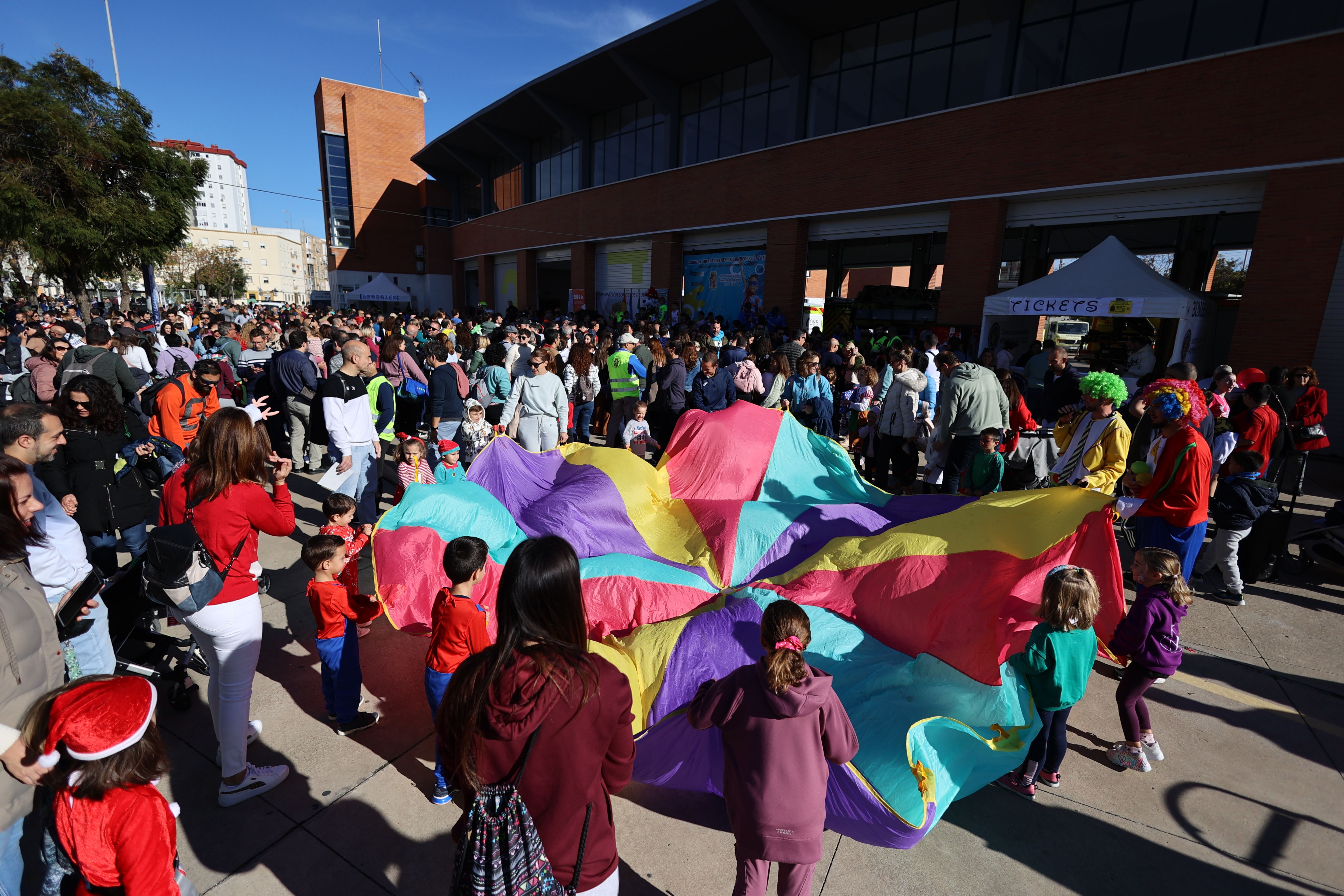 La Carrera Infantil ‘Bomberos Jerez’ a beneficio de los niños hospitalizados