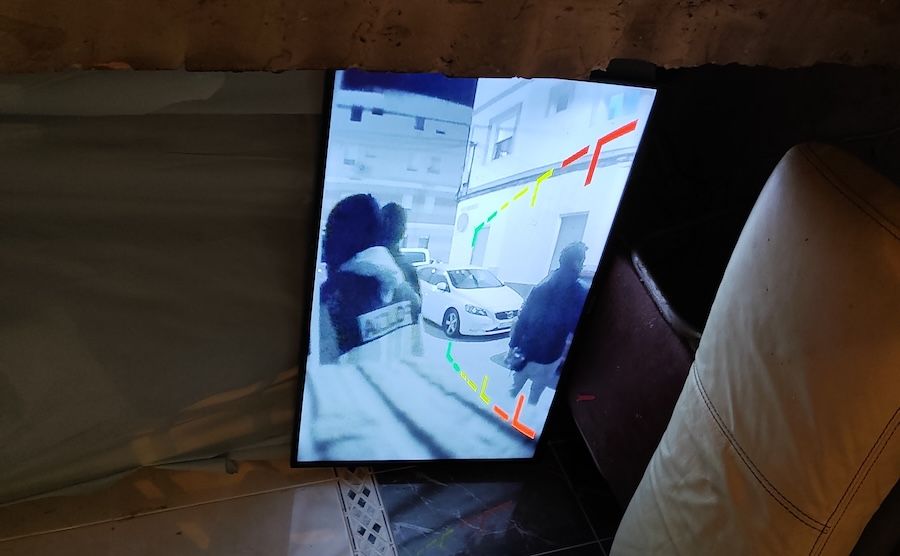 La Policía Nacional, investigando el punto de venta de droga en la barriada Revolera de El Puerto.