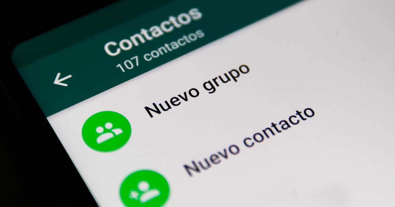 Multa de 4.000 euros a un club deportivo por meter a una ex socia en un grupo de WhatsApp sin su permiso.