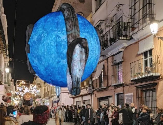 Una de las imágenes de la cabalgata del Cartero Real en El Puerto.