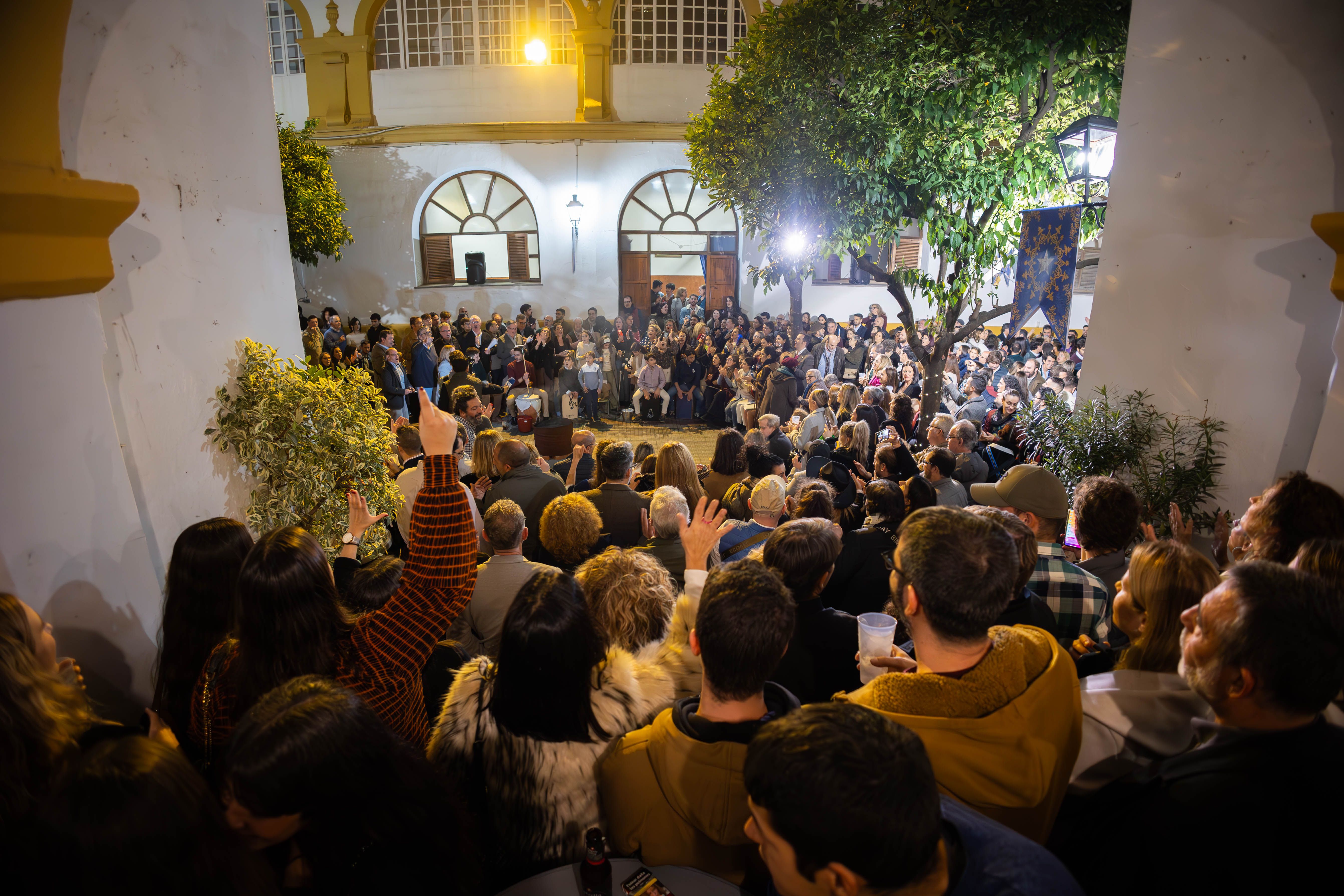 Jerez inundado por las Zambombas