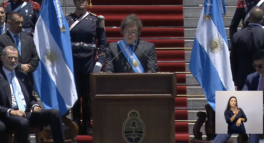 Javier Milei, nuevo presidente de Argentina, durante el acto de posesión.