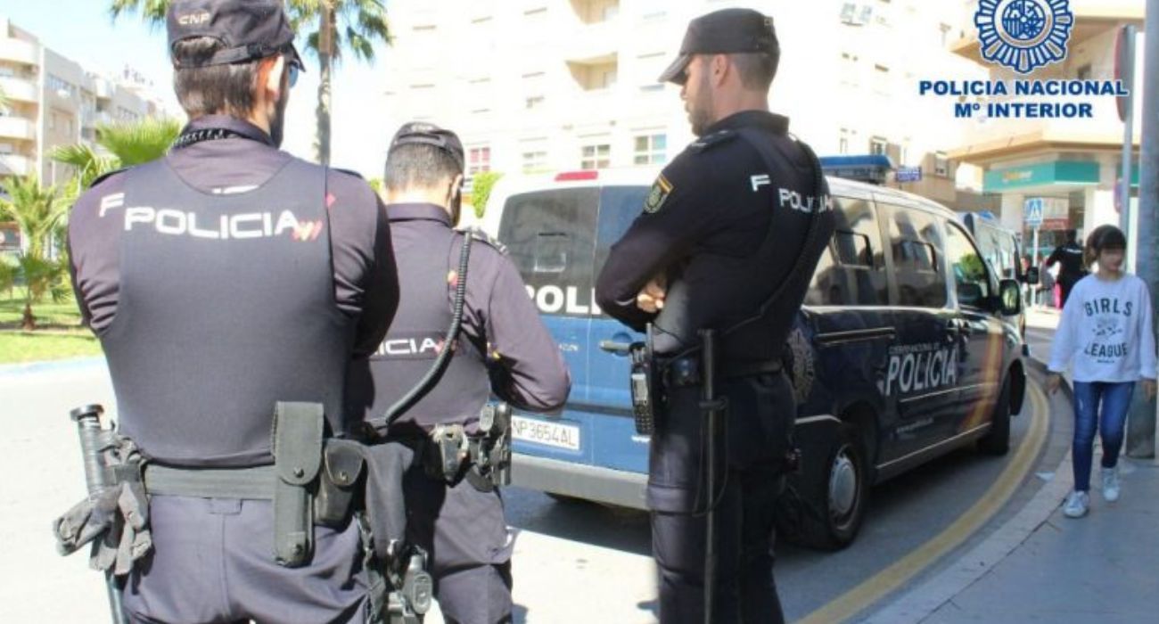 Imagen de archivo de agentes de la Policía Nacional. La cibercriminalidad sube en 