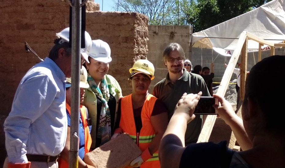 El cooperante andaluz Javier Serrano desarrolla su labor humanitaria en Guatemala.