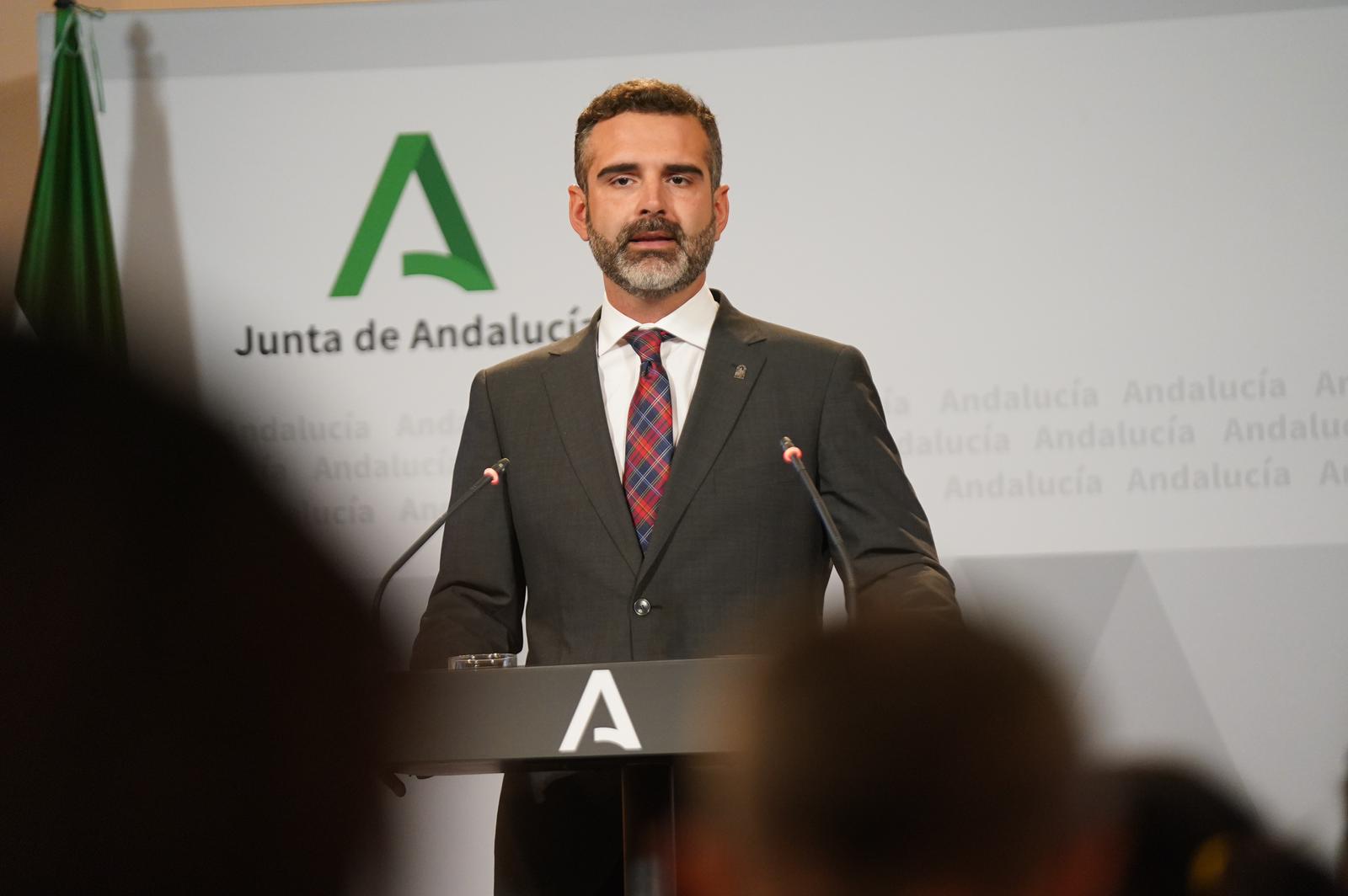 Ramón Fernández-Pacheco durante la rueda de prensa de la Junta.