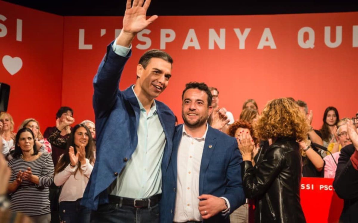 Àlex Pastor, junto a Pedro Sánchez en la pasada campaña electoral. FOTO: PSC