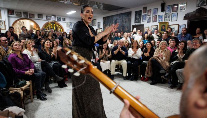 Zambomba en la Peña Flamenca Los Cernícalos de Jerez