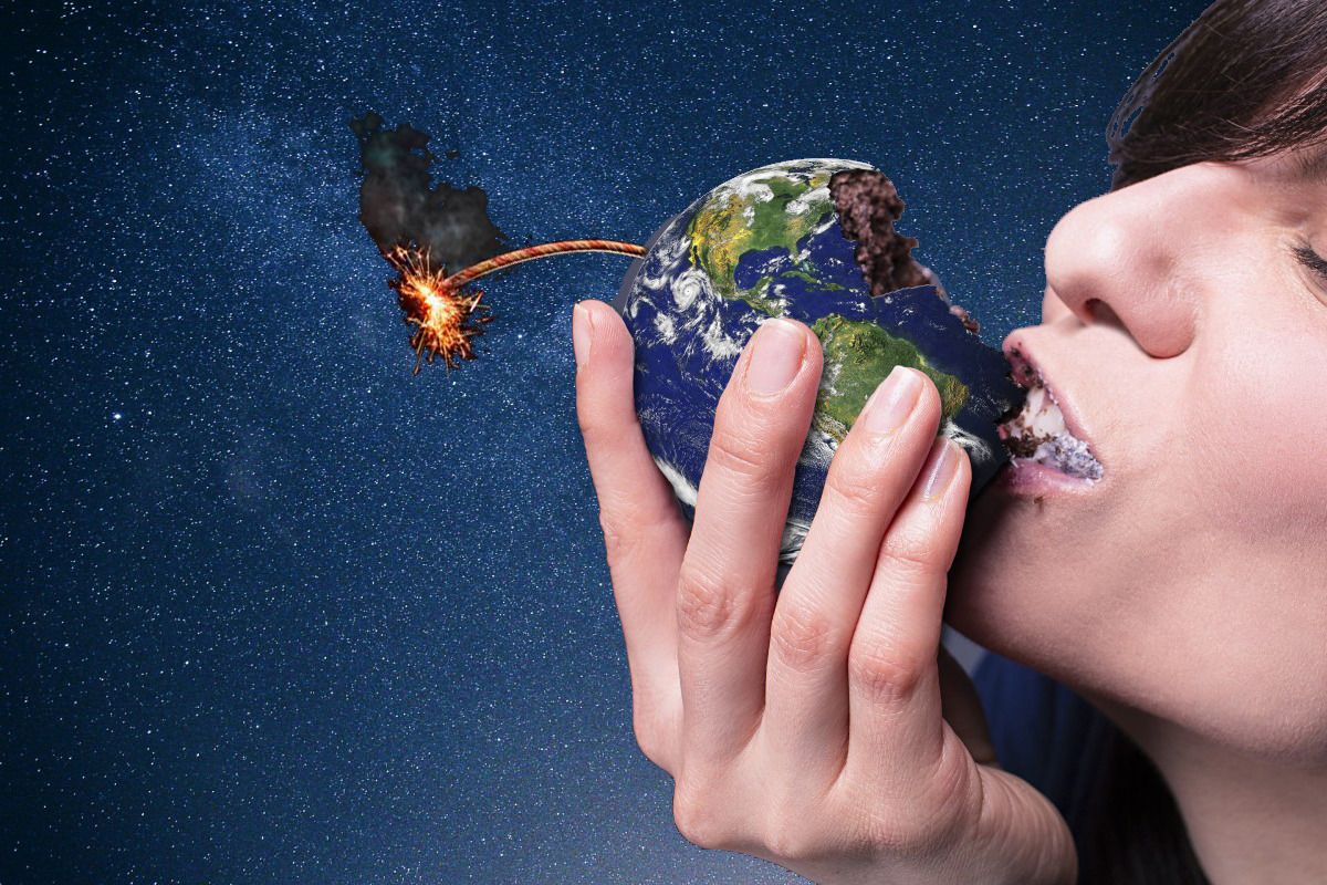 Alimentos de destrución masiva. Montaje Moi Palmero