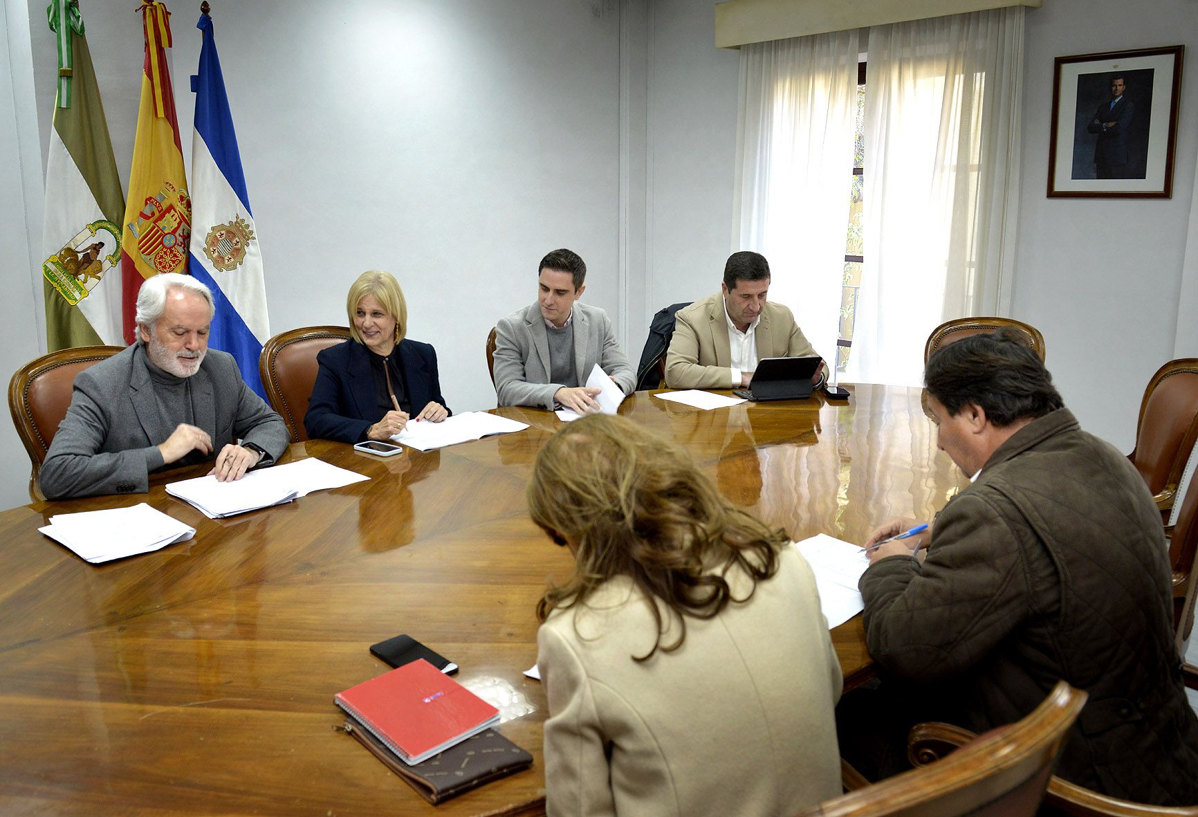 Alcaldesa   Junta de Gobierno Local   03