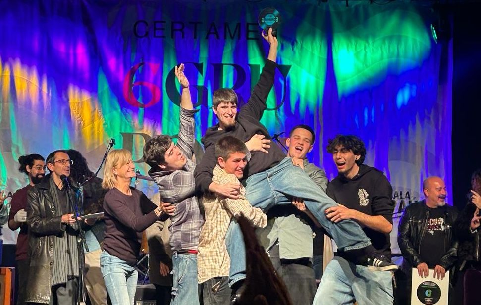 Weirdsnack, grupo ganador del certamen 6 grupos 6.