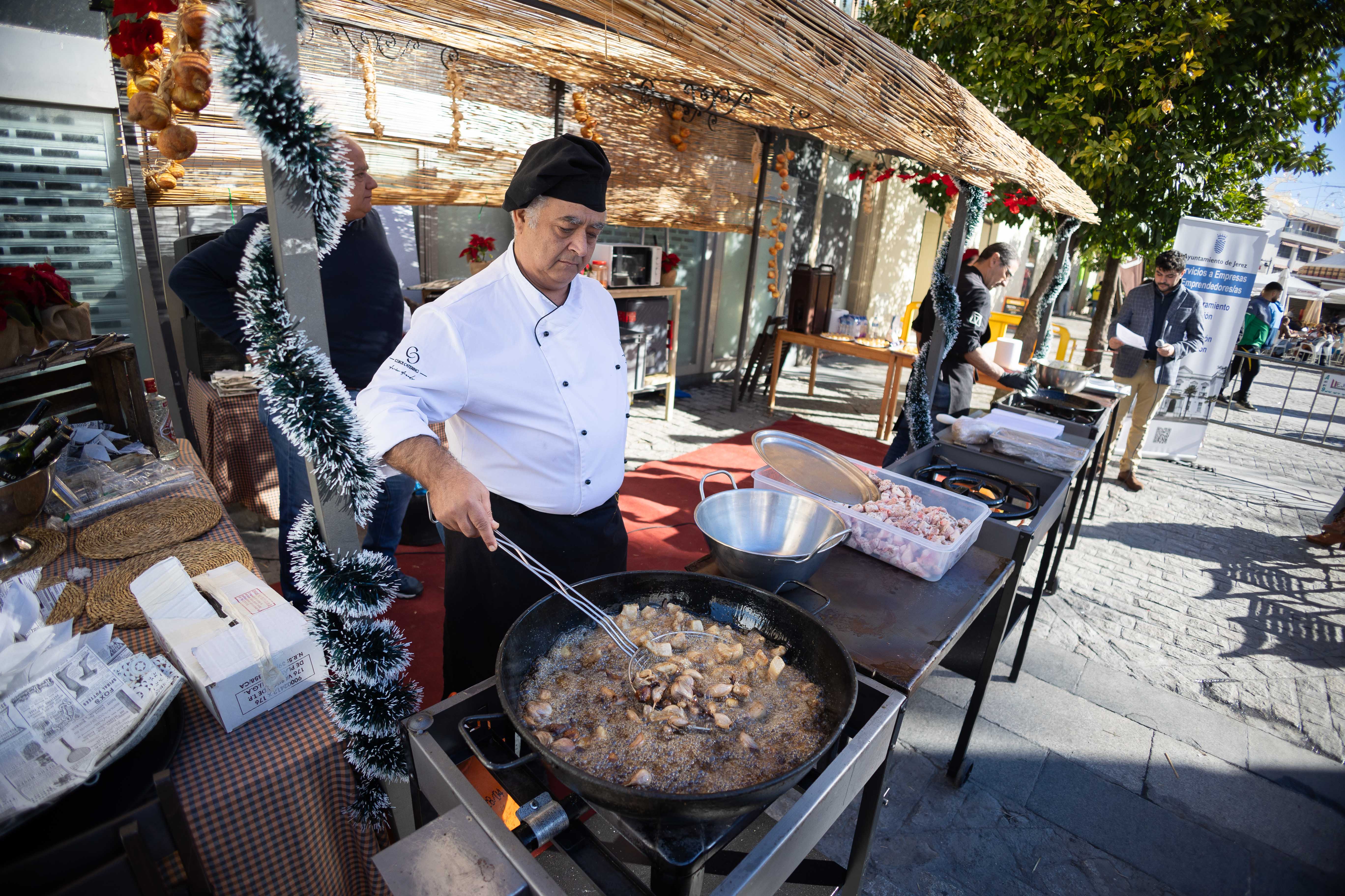 Jornada gastronómica con degustaciones junto a la Plaza de Jerez en la antesala de Nochebuena, este viernes.