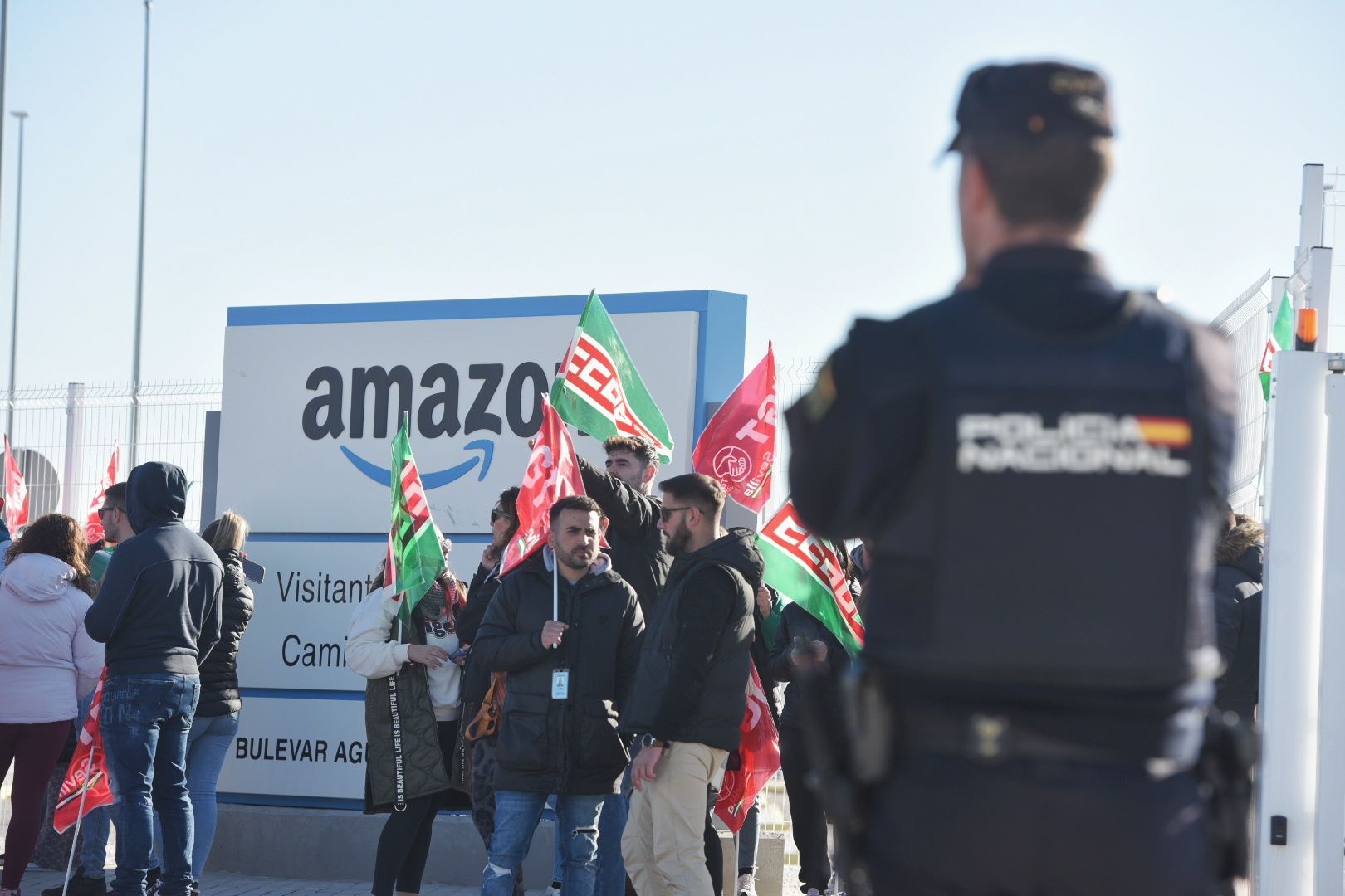 Protestas Amazon Sevilla 8