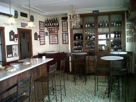 taberna el embrujo donde