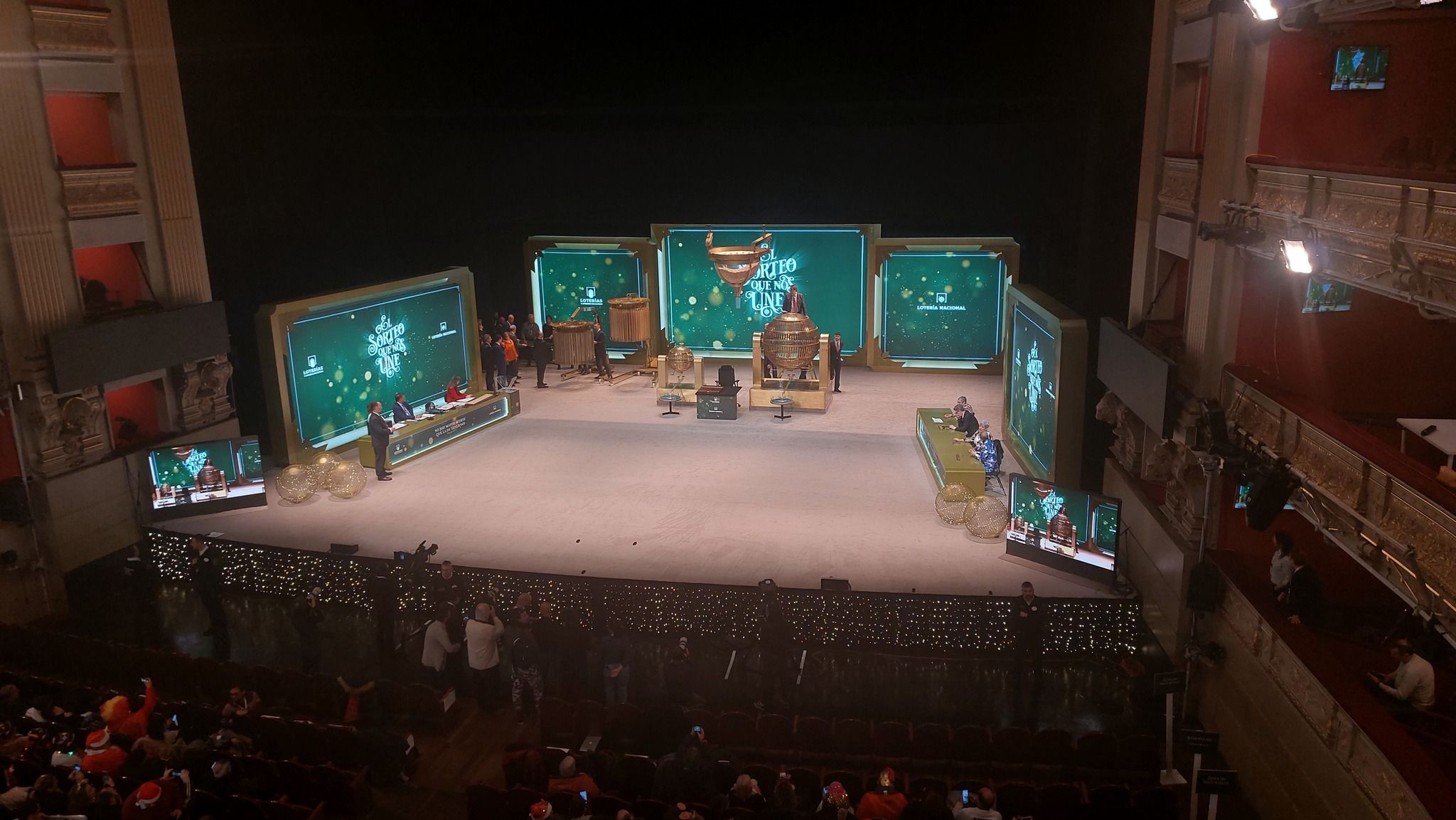 Un momento del sorteo de la Lotería de Navidad.