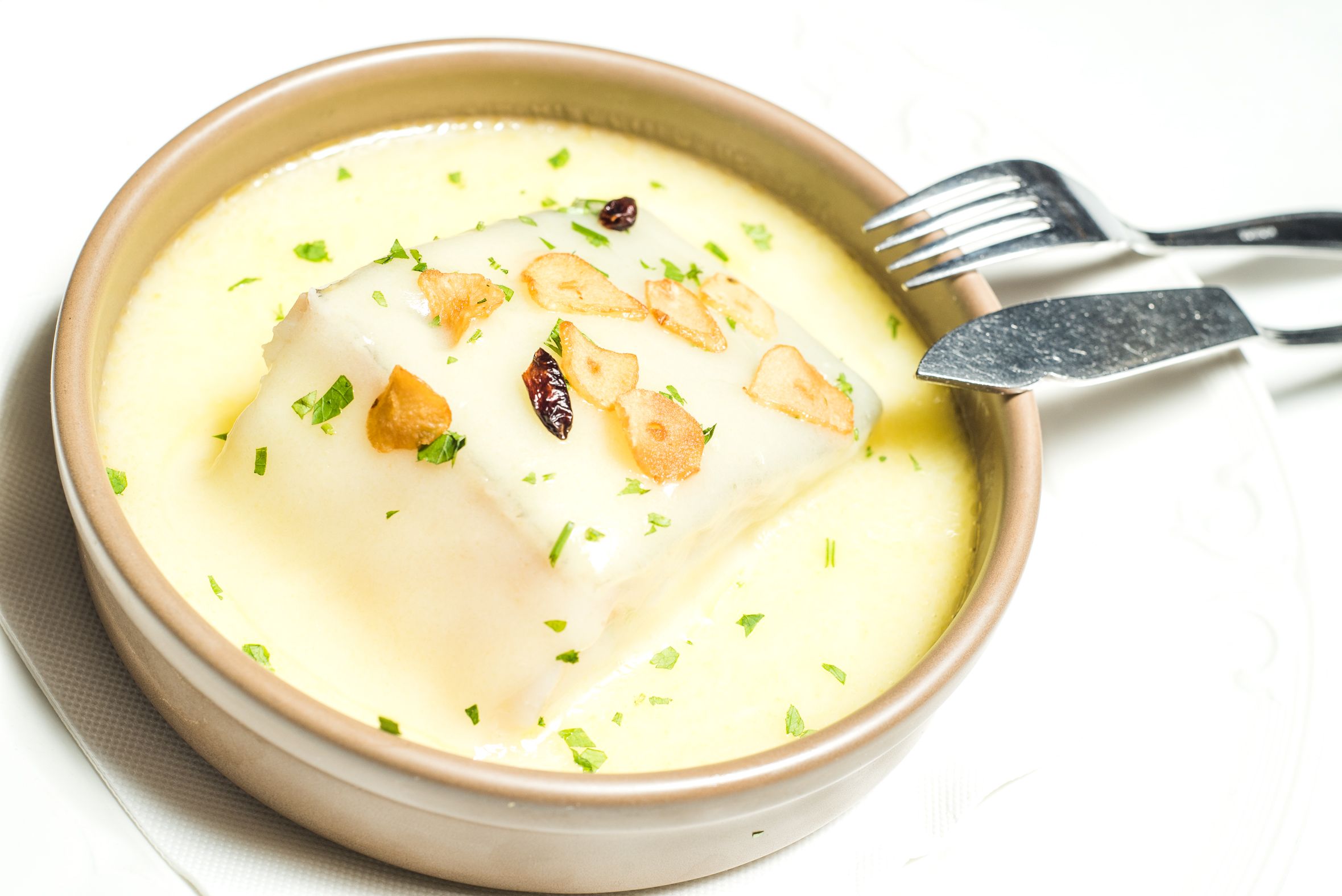 Bacalao al pil pil, otro plato clásico.