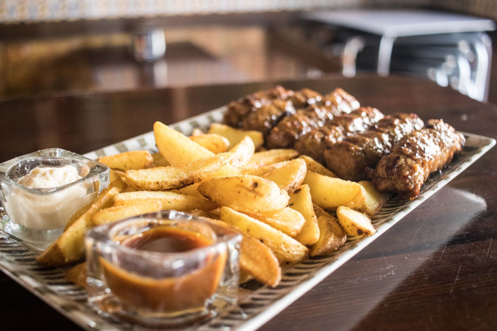 La única cervecería internacional en el centro de Jerez y en la que puedes probar la cocina de Serbia.