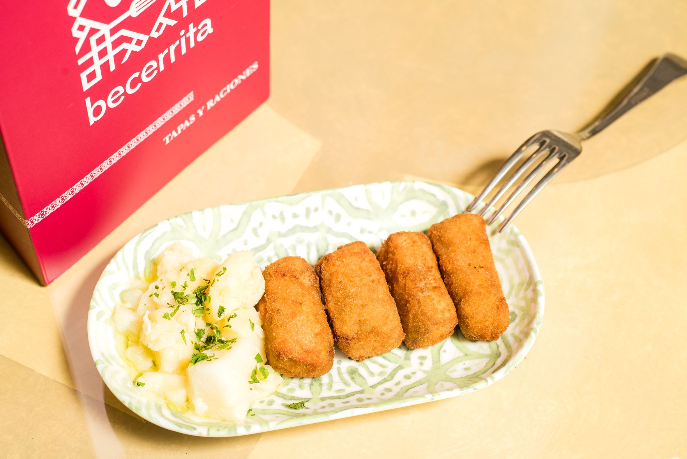 BECERRITA CROQUETAS COMPAS SEVILLA 3