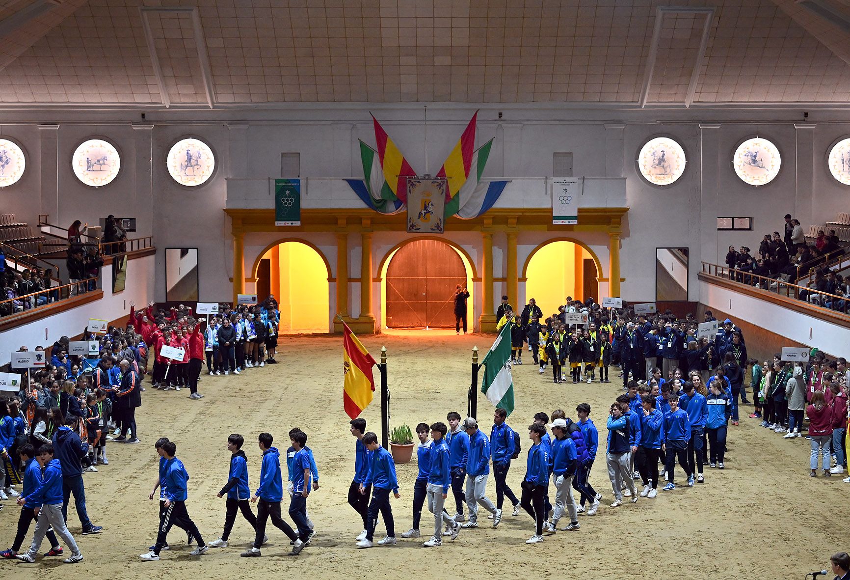 Los jóvenes deportistas que participan en la 44 Olimpiada Marianista que se celebra en Jerez.