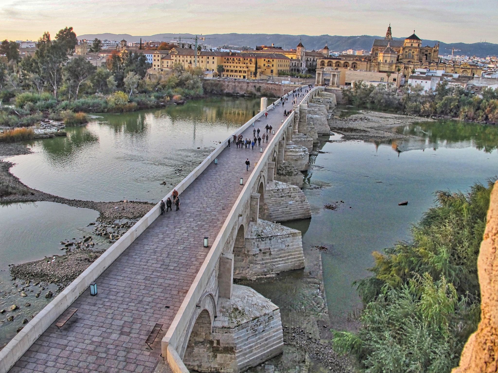 El Puente Romano de Córdoba, capital española de los 'cuernos'.