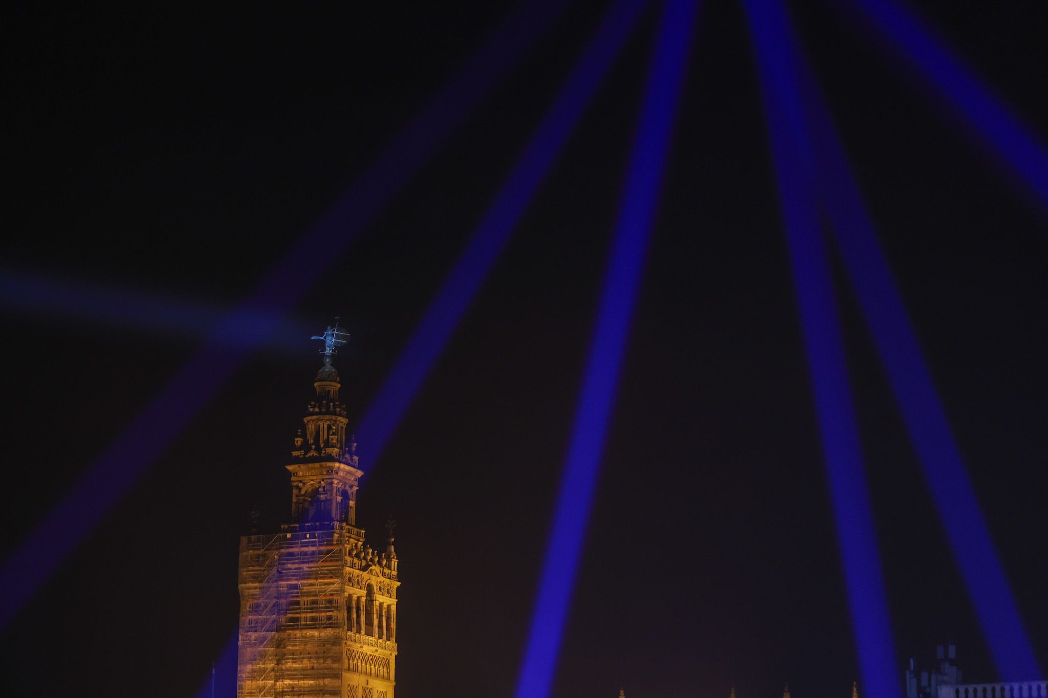 El fin de año de Sevilla retransmitido por Telecinco, en imágenes