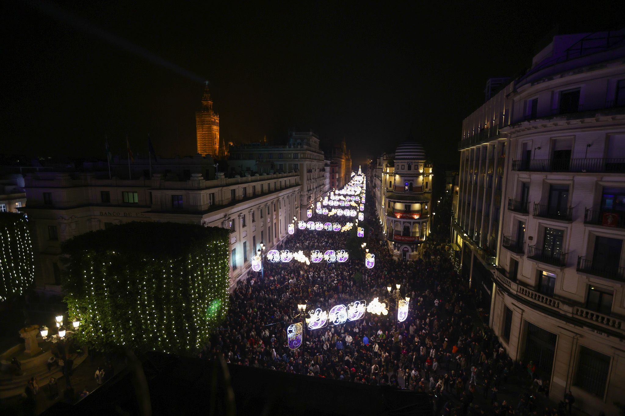 El fin de año de Sevilla retransmitido por Telecinco, en imágenes