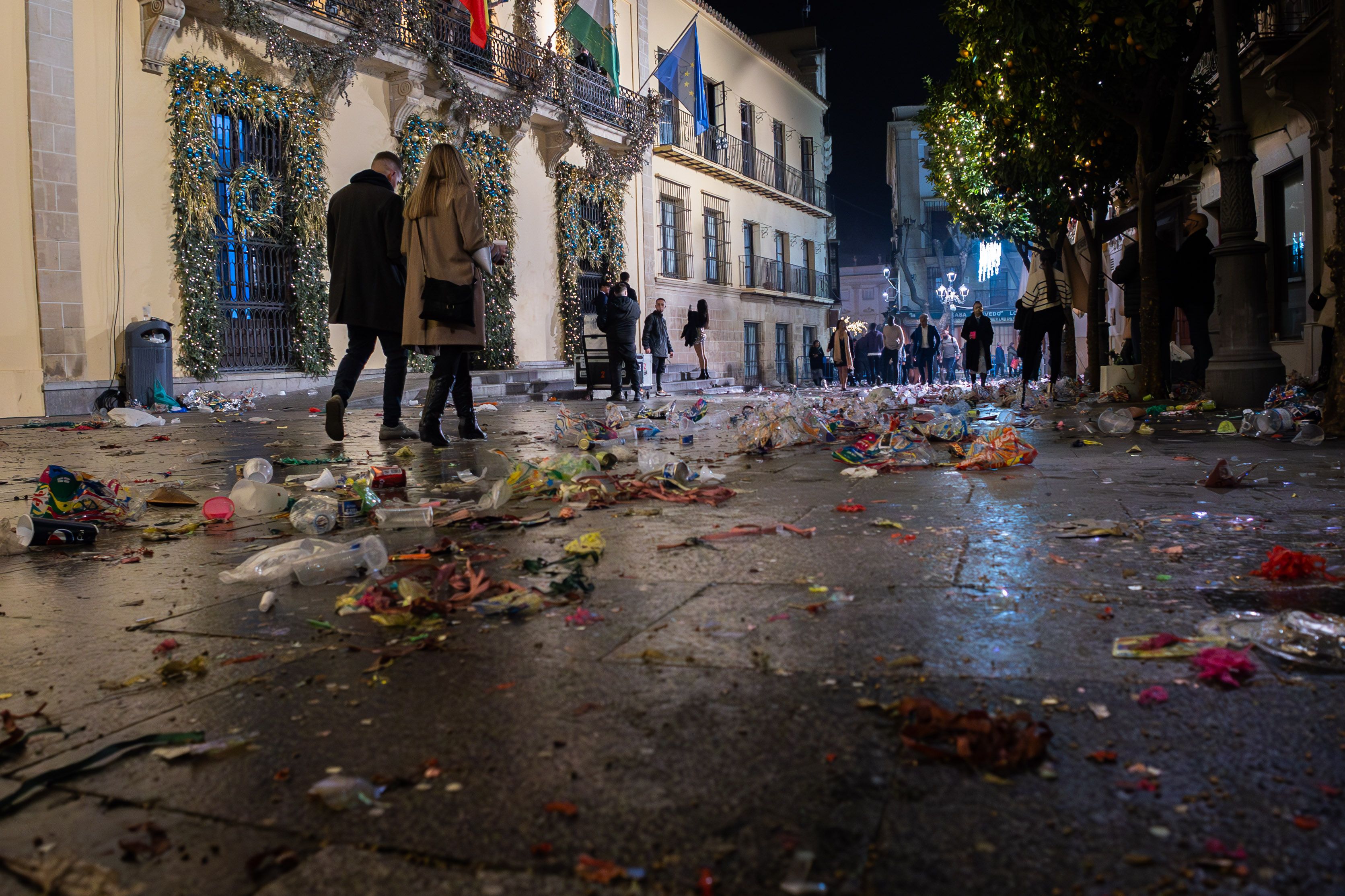 Las imágenes del centro de Jerez tras las campanadas