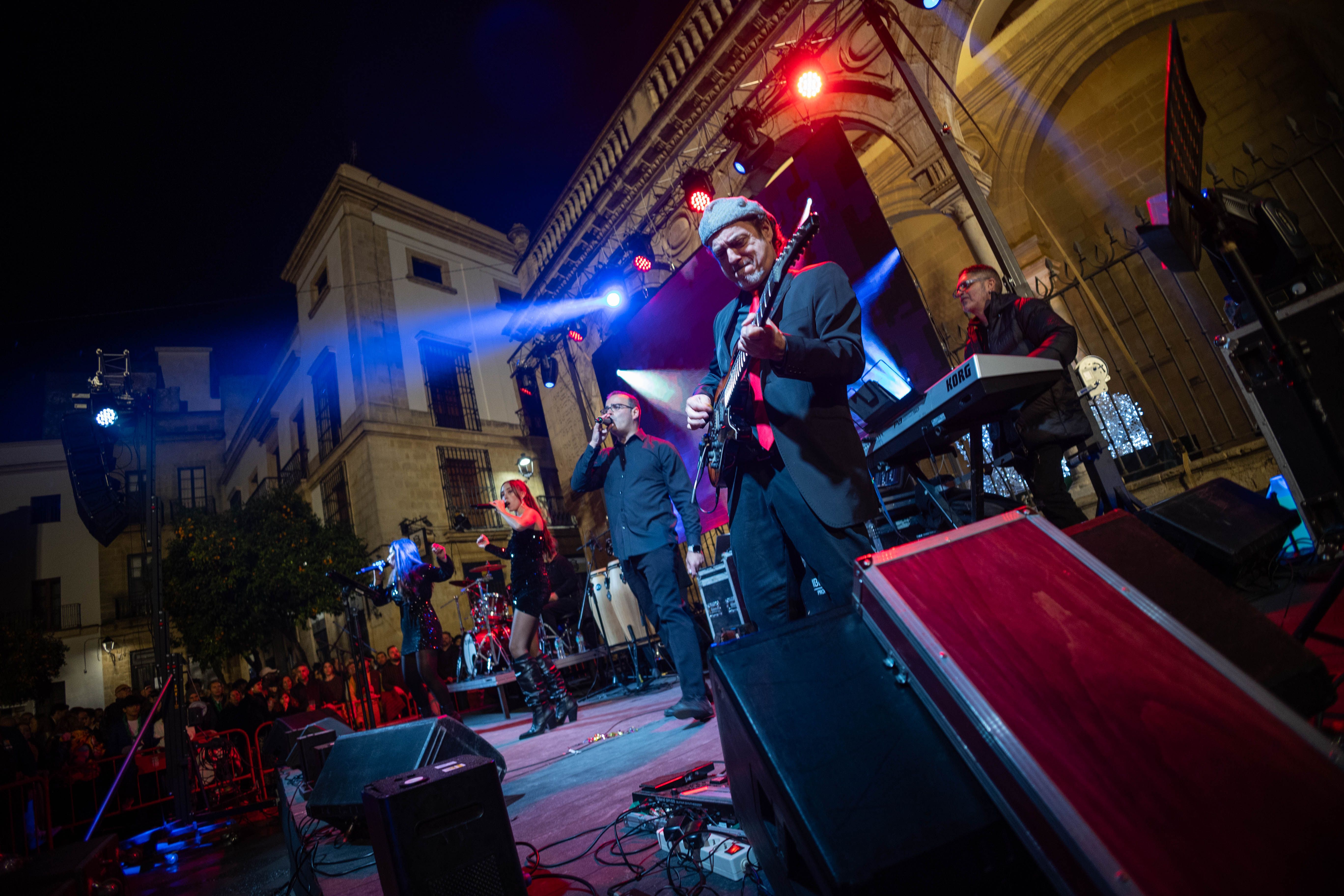 Las imágenes del centro de Jerez tras las campanadas