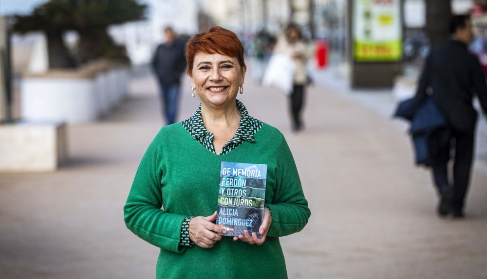 Alicia dominguez escritora entrevista cadiz  3