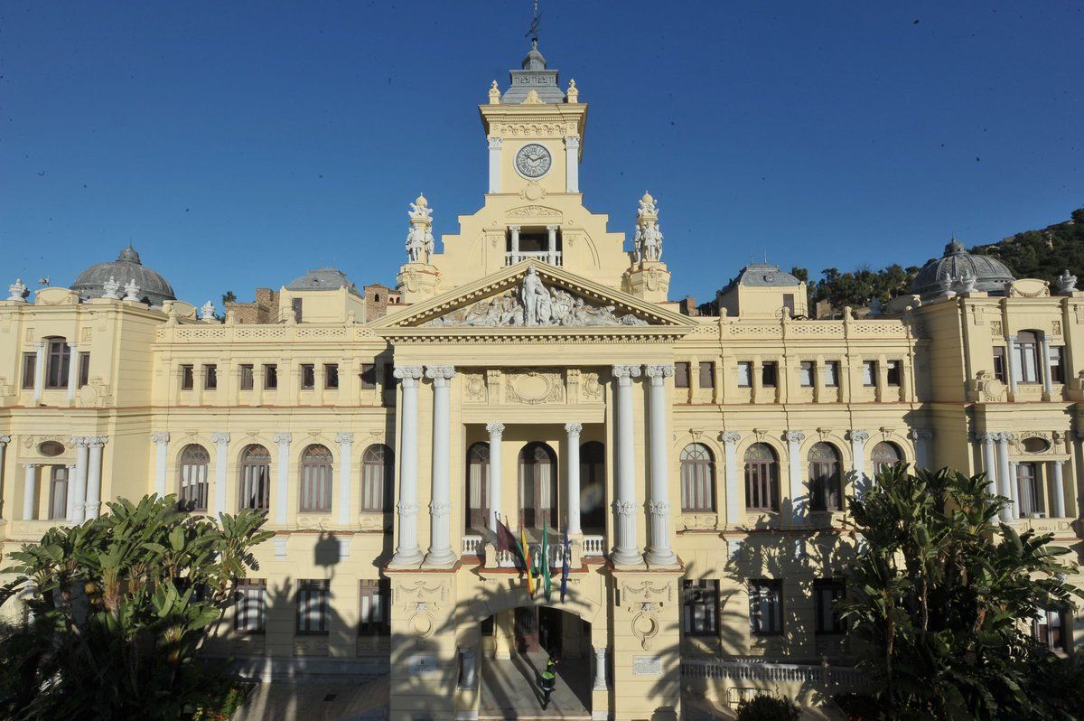 Fachada del Ayuntamiento de Málaga, en una imagen de la cuenta de Twitter del Consistorio.