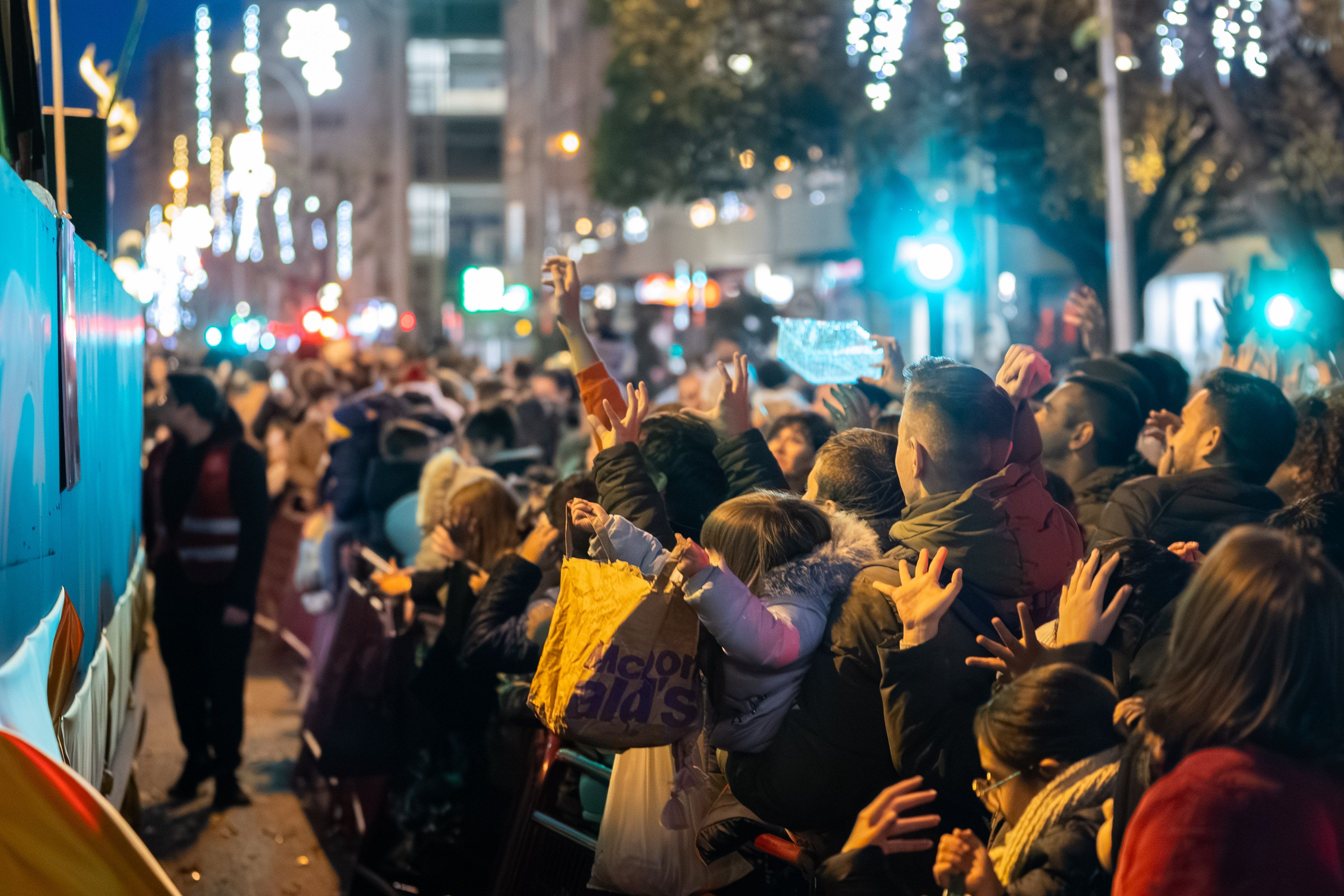 La cabalgata de los Reyes Magos en Cádiz, en imágenes La cabalgata de los Reyes Magos en Cádiz, en imágenes