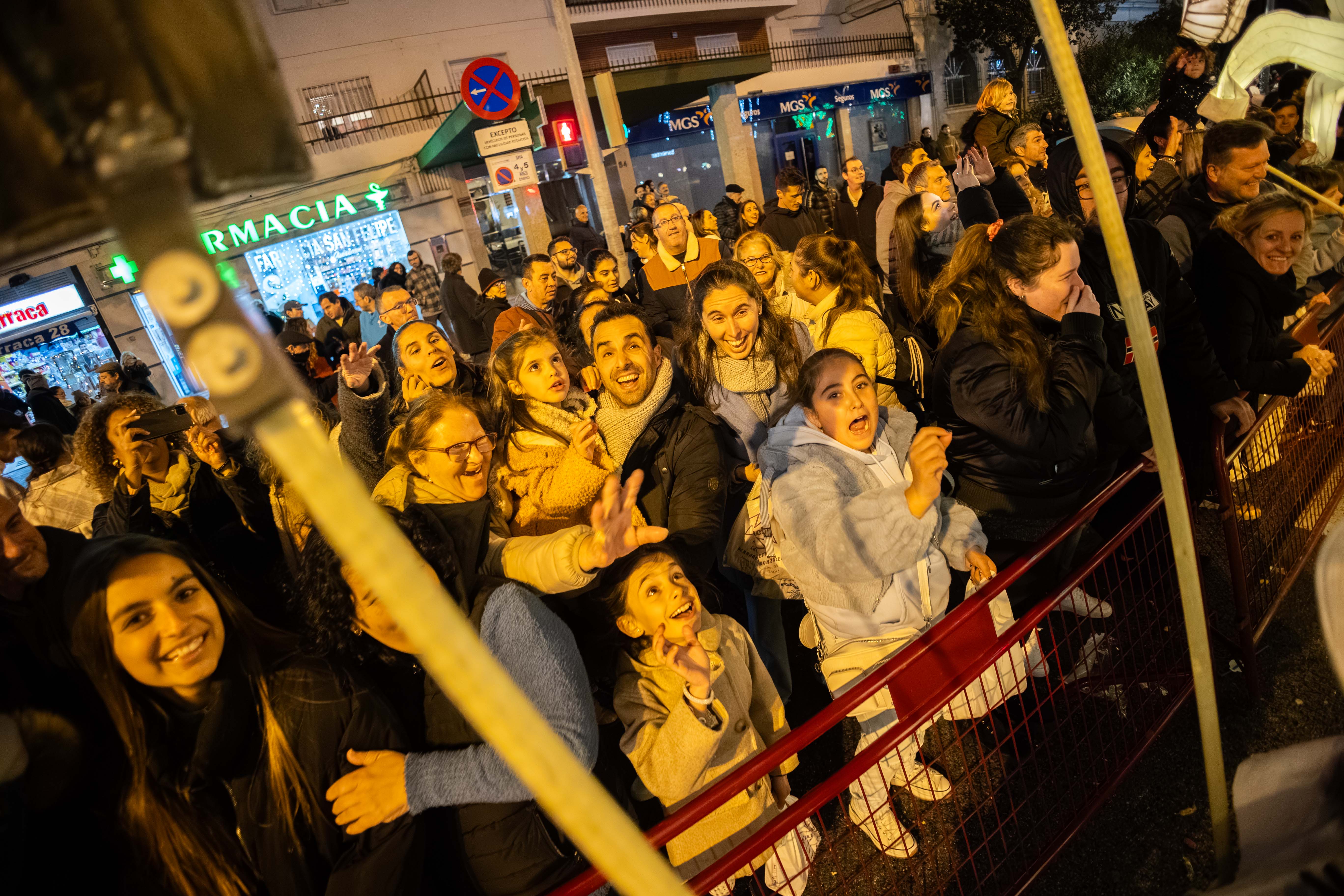 La cabalgata de los Reyes Magos en Cádiz, en imágenes La cabalgata de los Reyes Magos en Cádiz, en imágenes