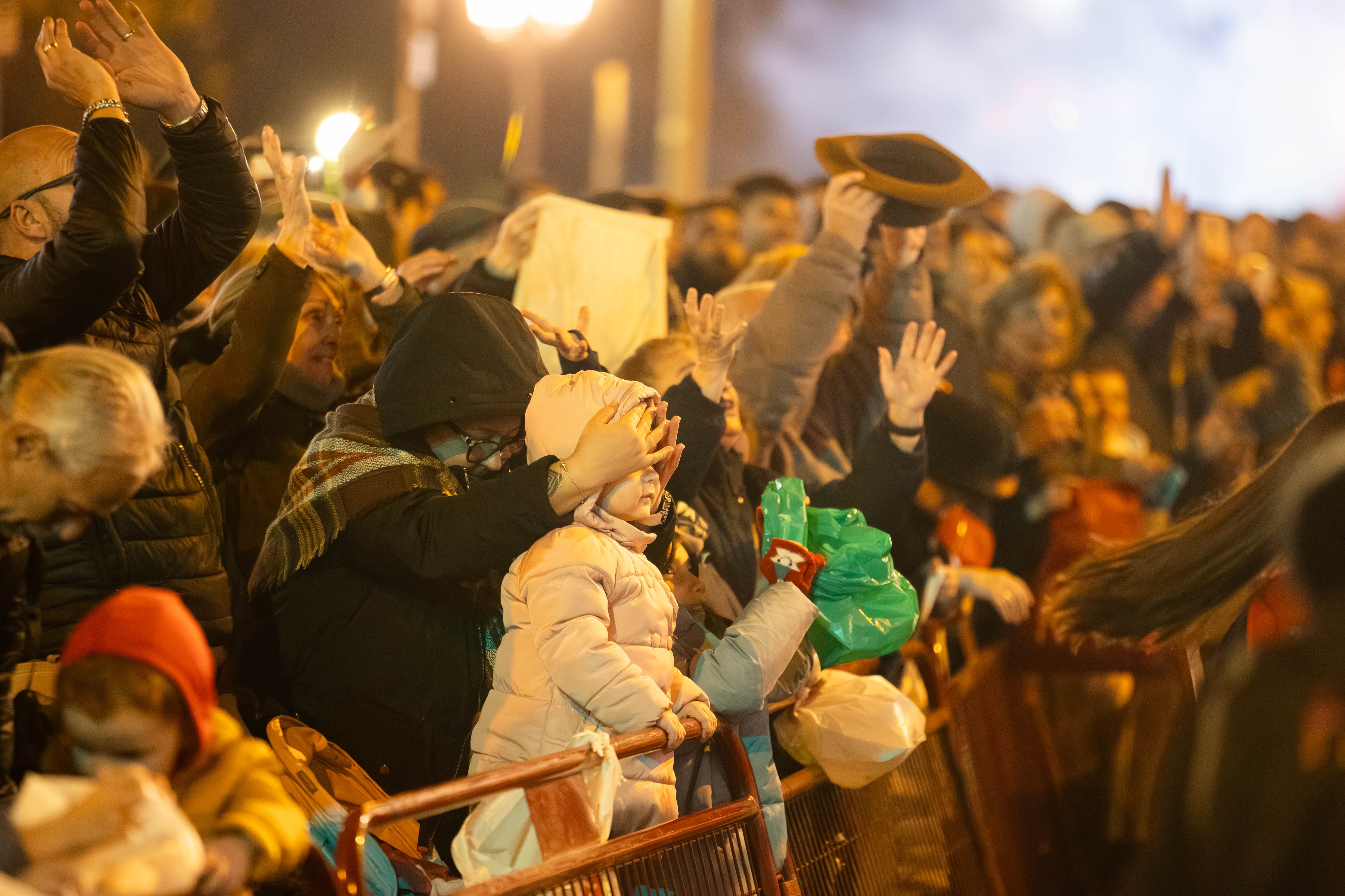 La cabalgata de los Reyes Magos en Cádiz, en imágenes La cabalgata de los Reyes Magos en Cádiz, en imágenes