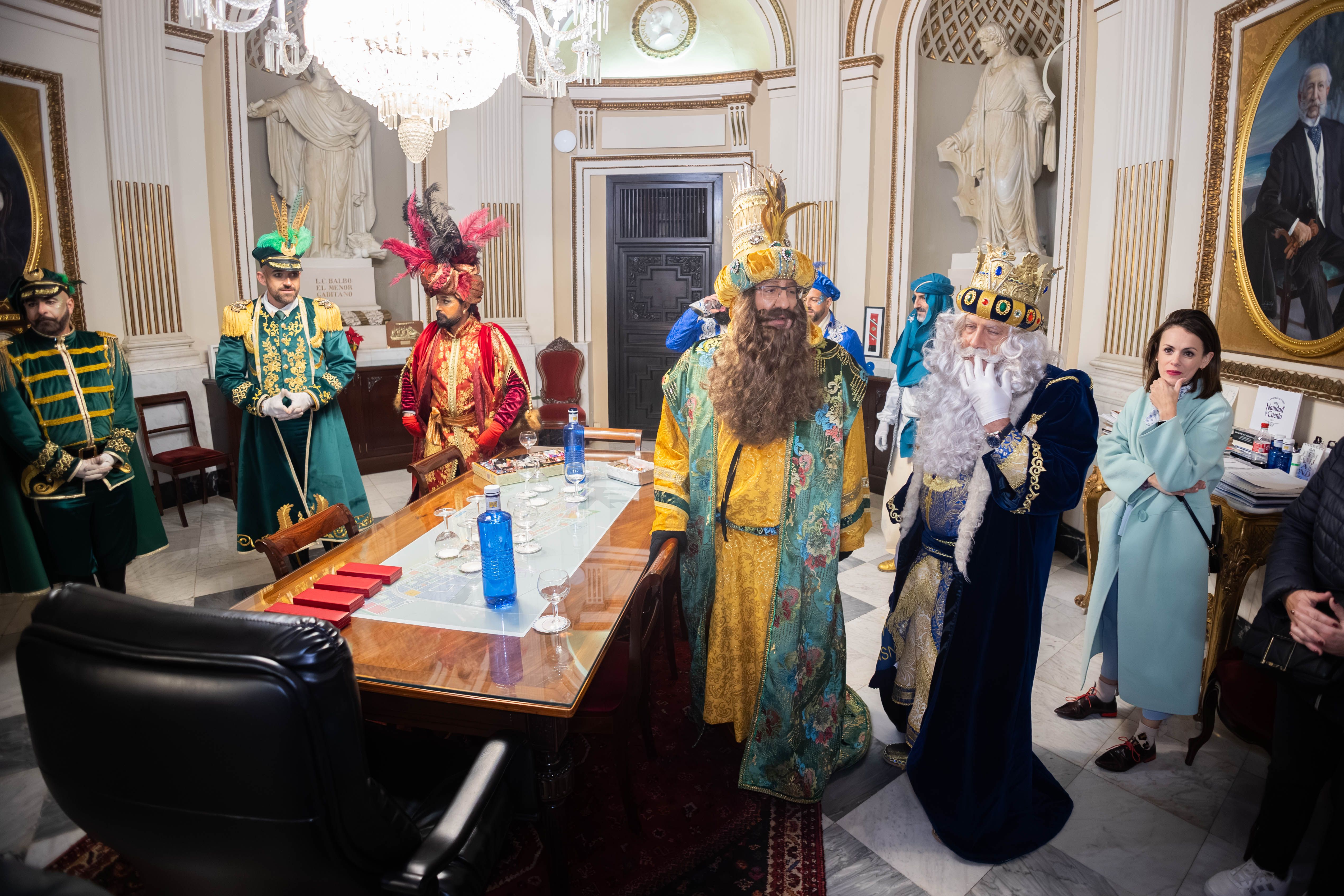 La cabalgata de los Reyes Magos en Cádiz, en imágenes La cabalgata de los Reyes Magos en Cádiz, en imágenes