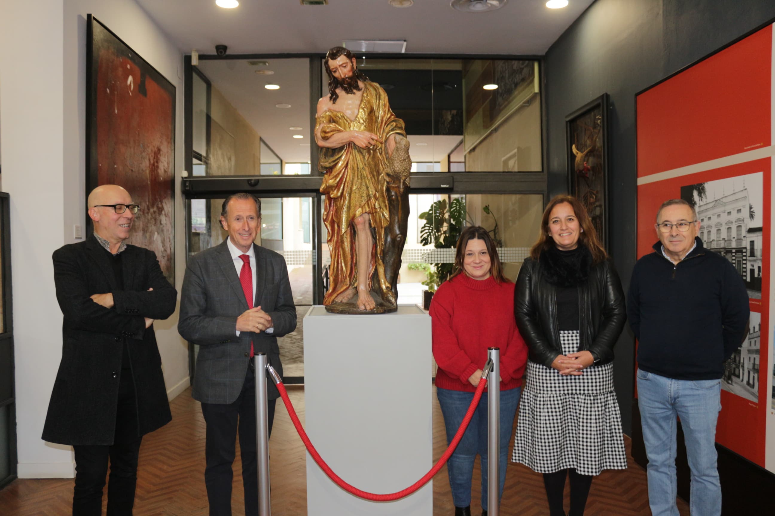 Chiclana recupera el ‘San Juan’ de Roque Balduque, una escultura que iba a ser subastada en Londres.