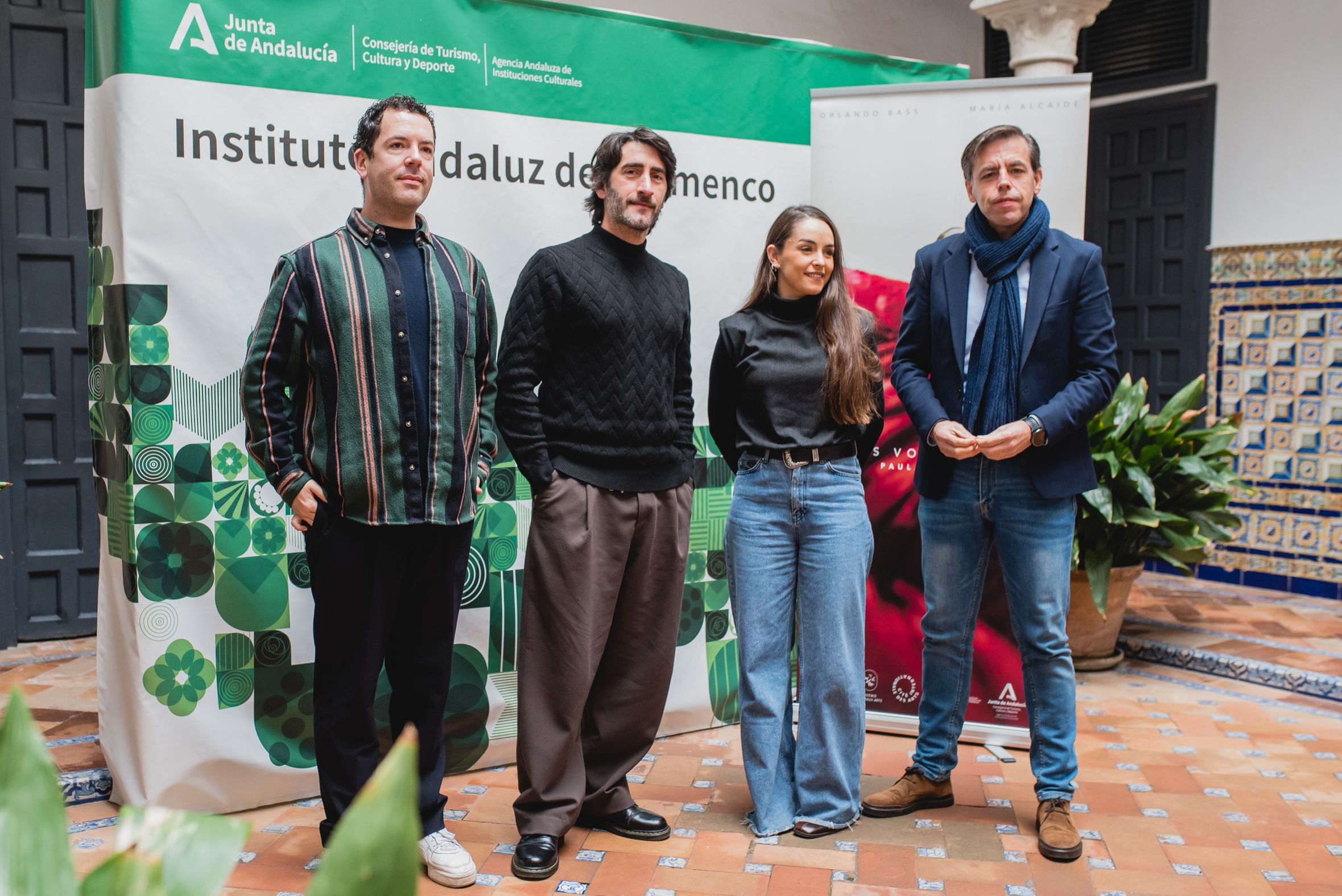 PAULA COMITRE INSTITUTO ANDALUZ FLAMENCO SEVILLA 1