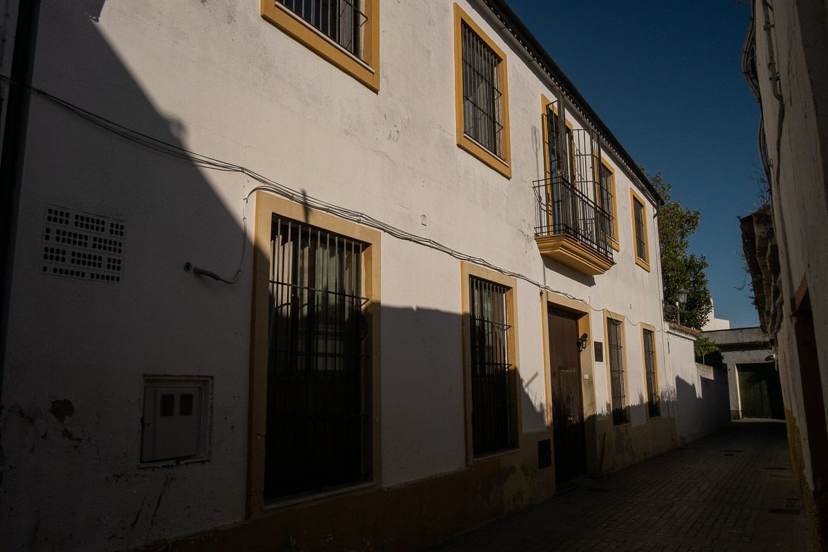 Fachada del Albergue municipal de Jerez.