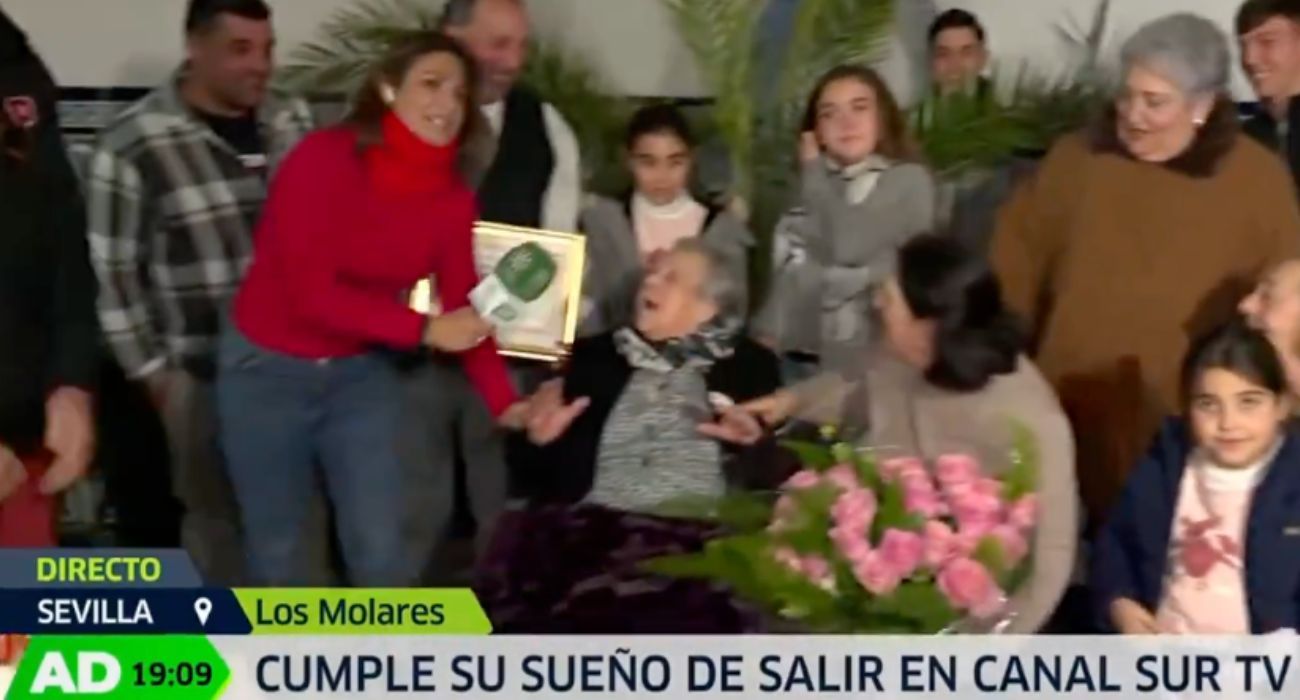 Un momento de la celebración del siglo de vida de Antonia.