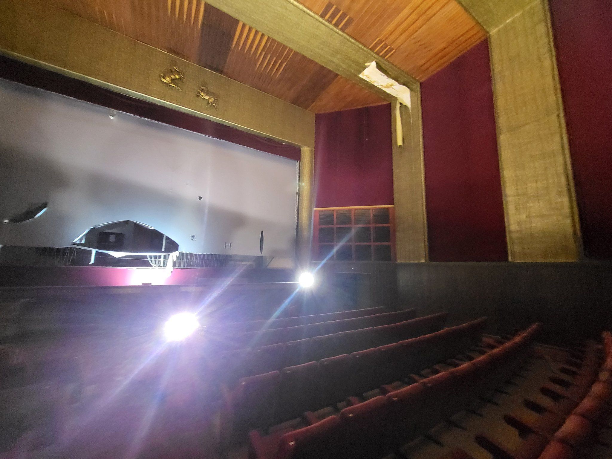 Interior del Cine Jerezano, en una imagen subida a 'X' por Javier Benítez, director de Canal Sur en Cádiz.