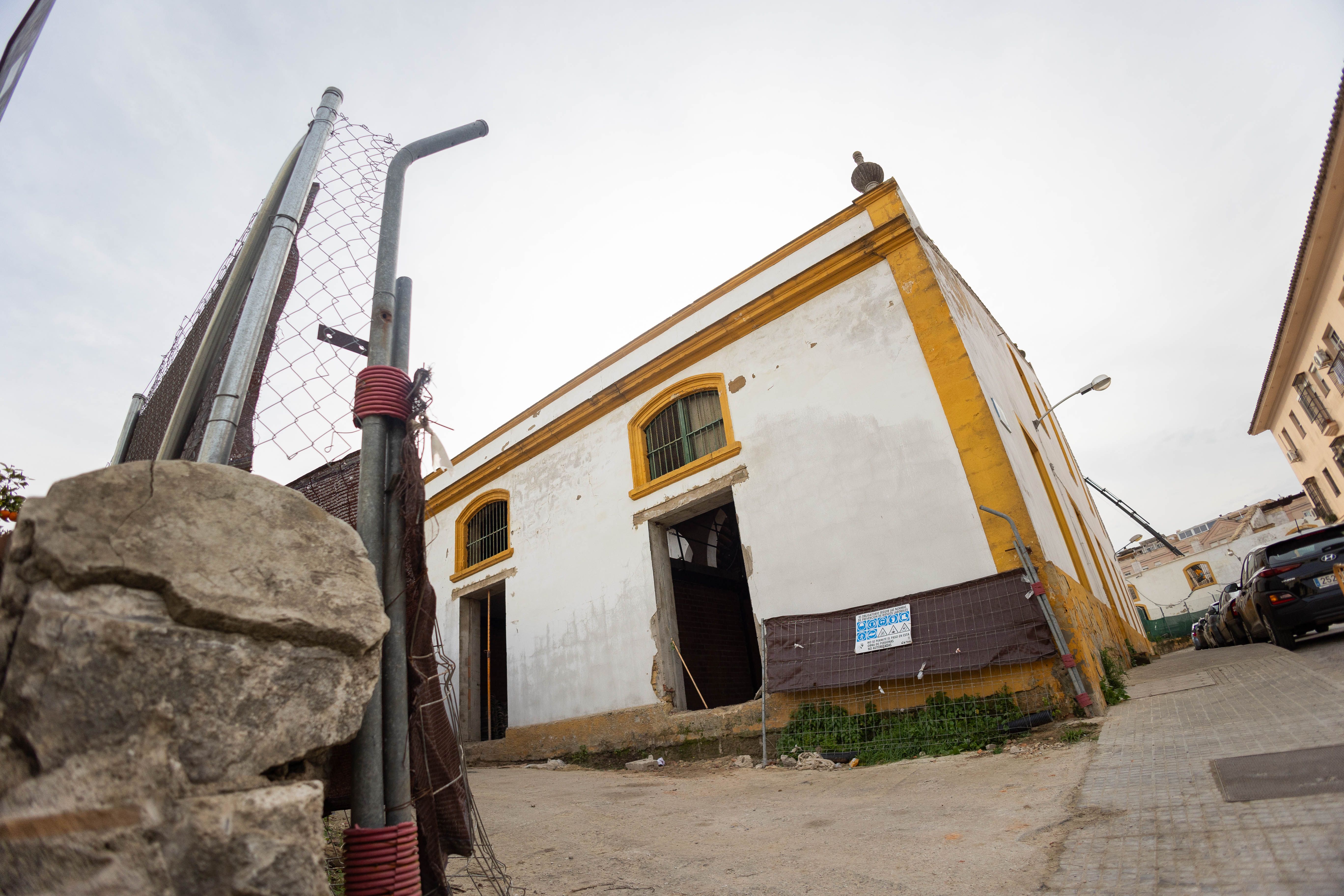 OBRAS CALLE ARCOS BODEGA PISOS DE LUJO 4