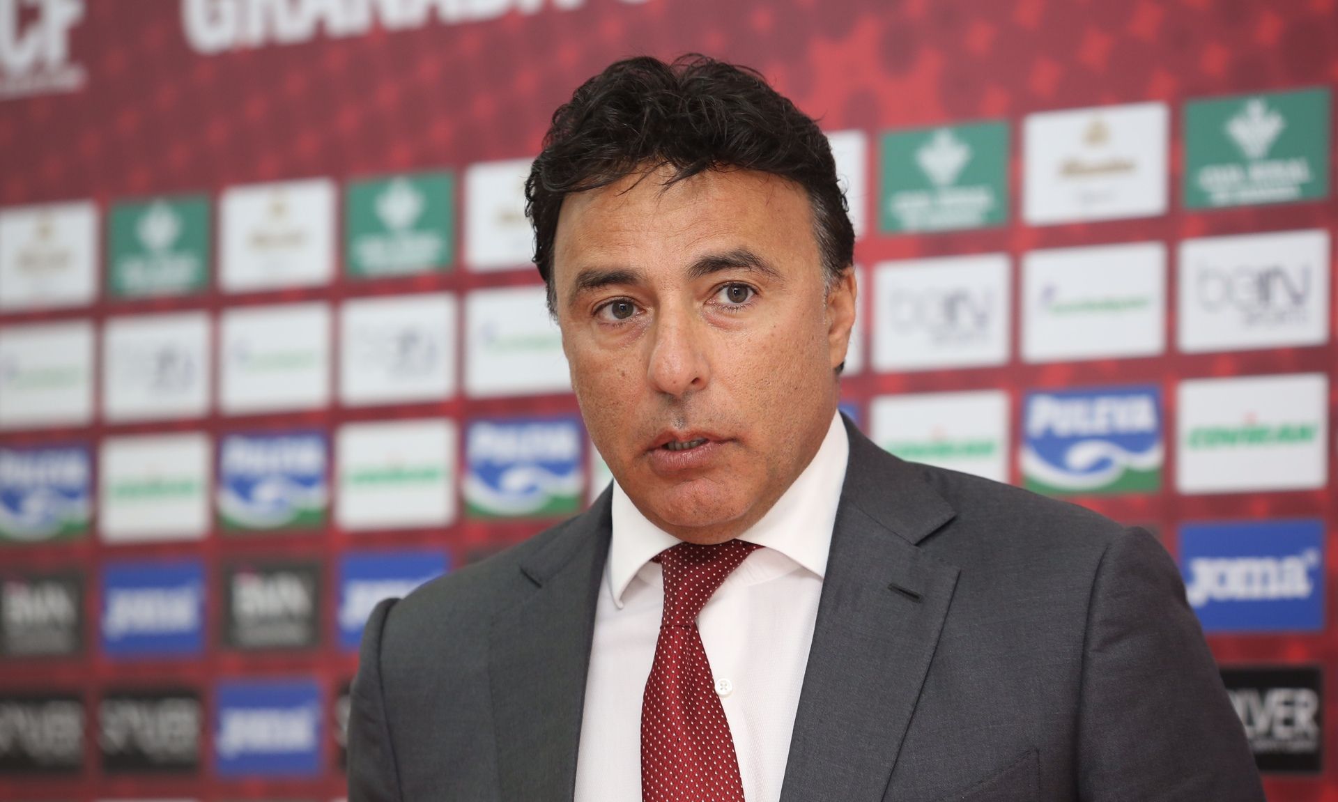 Quique Pina, expresidente del Granada, acusado de lucrarse con el traspaso de jugadores.