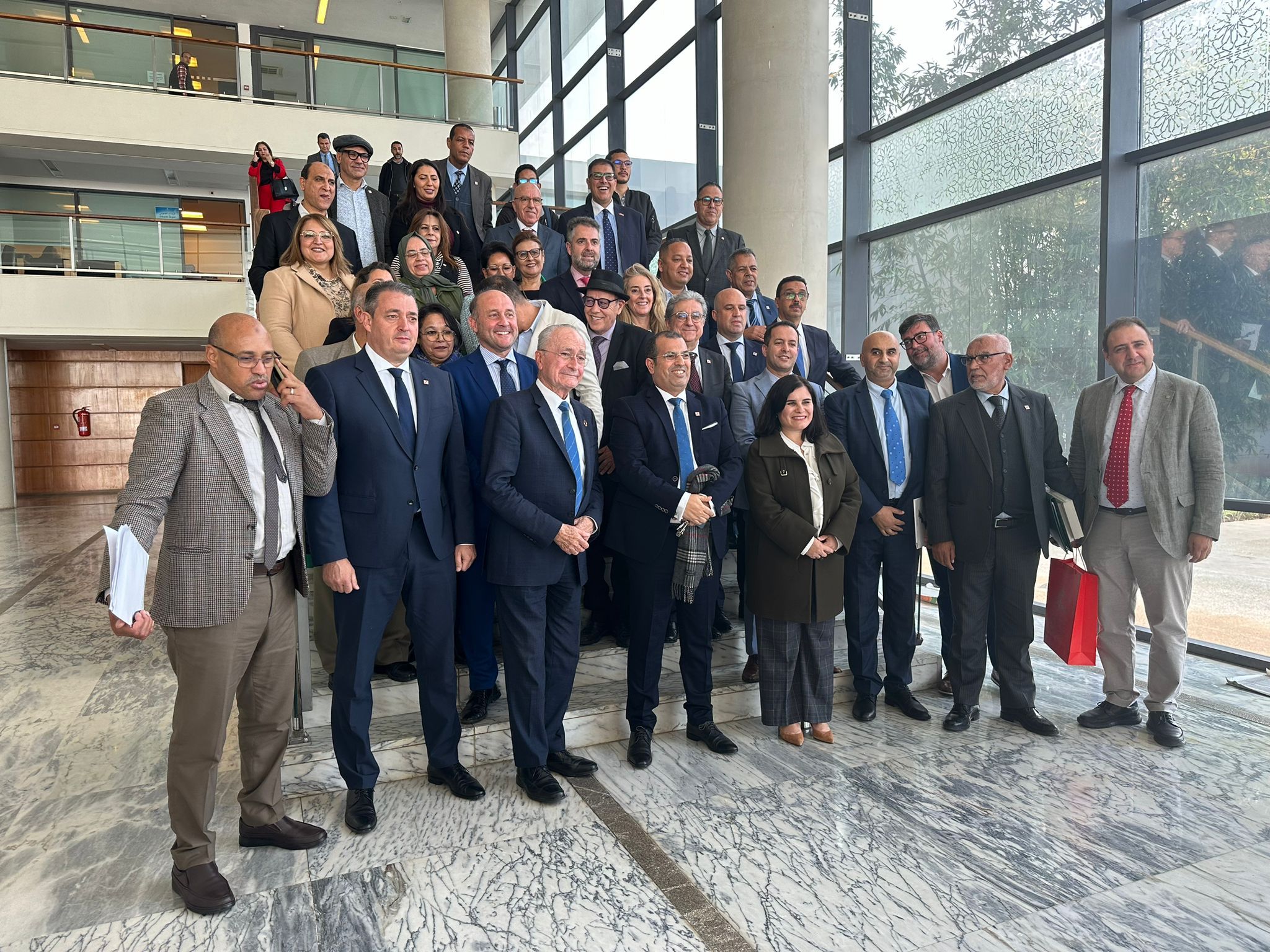Los participantes en el foro de cooperación en Marruecos.