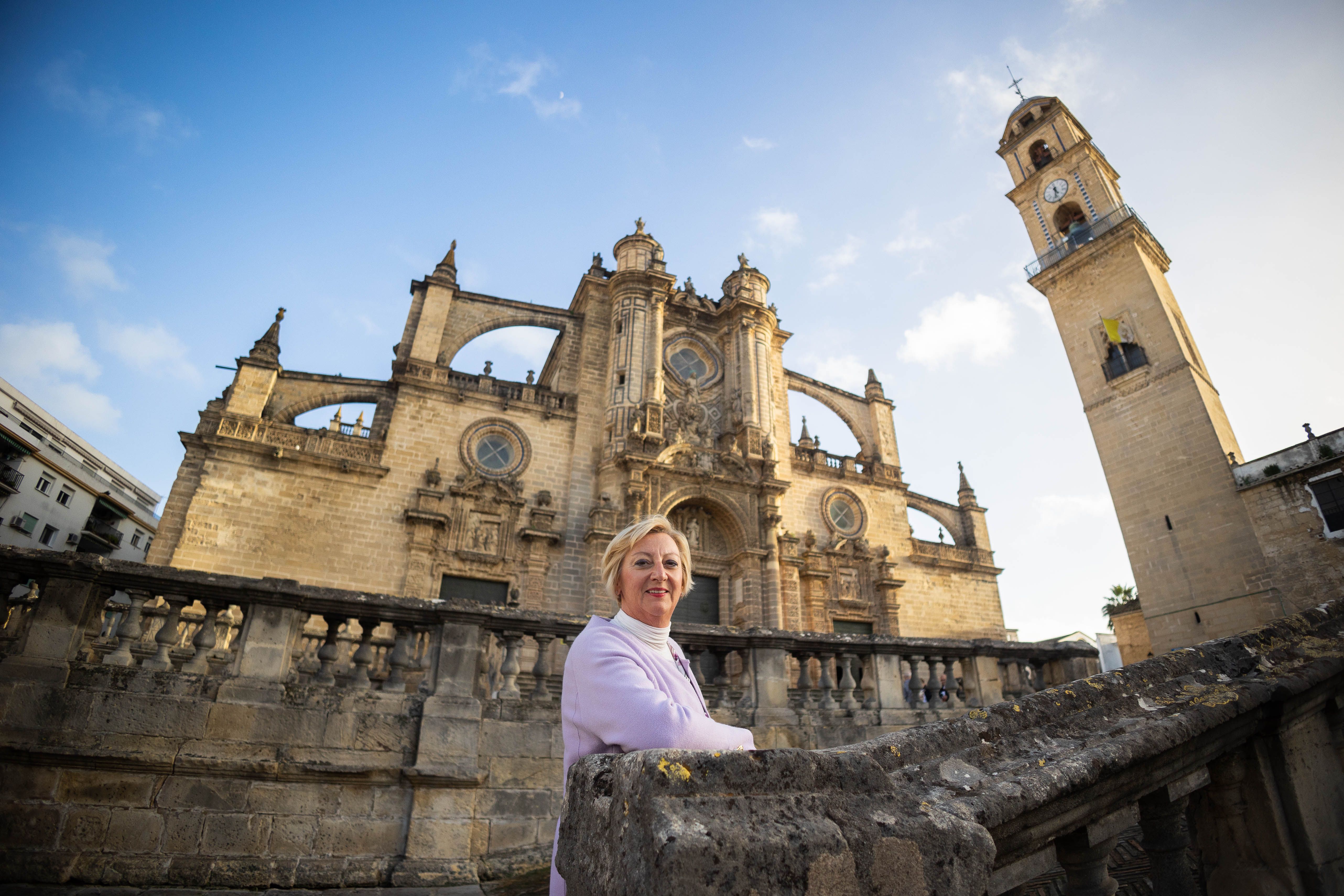 Simonetta Franco posando en el reducto de la Catedral.
