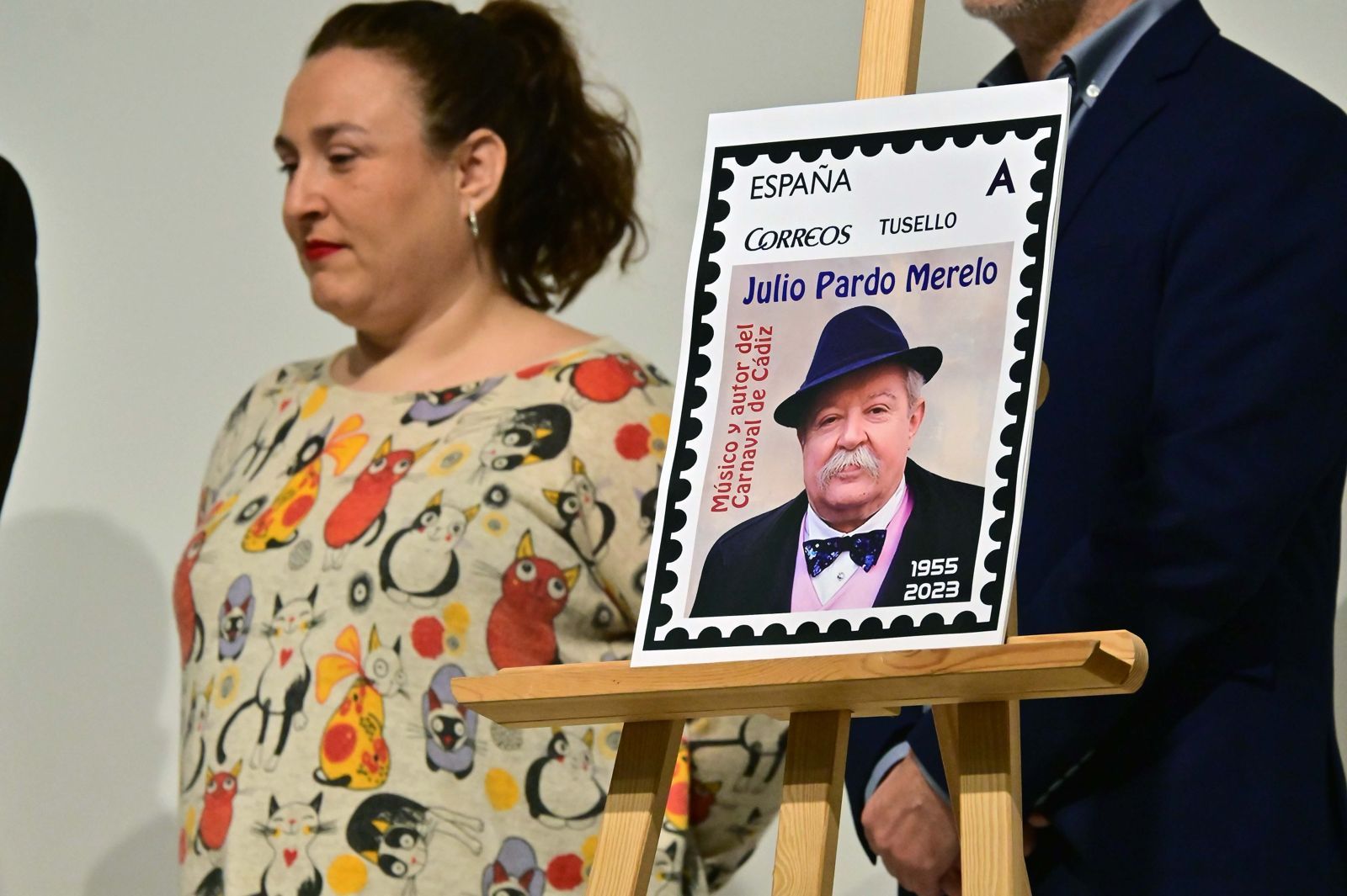 El sello dedicado a Julio Pardo, que ha recibido un homenaje.