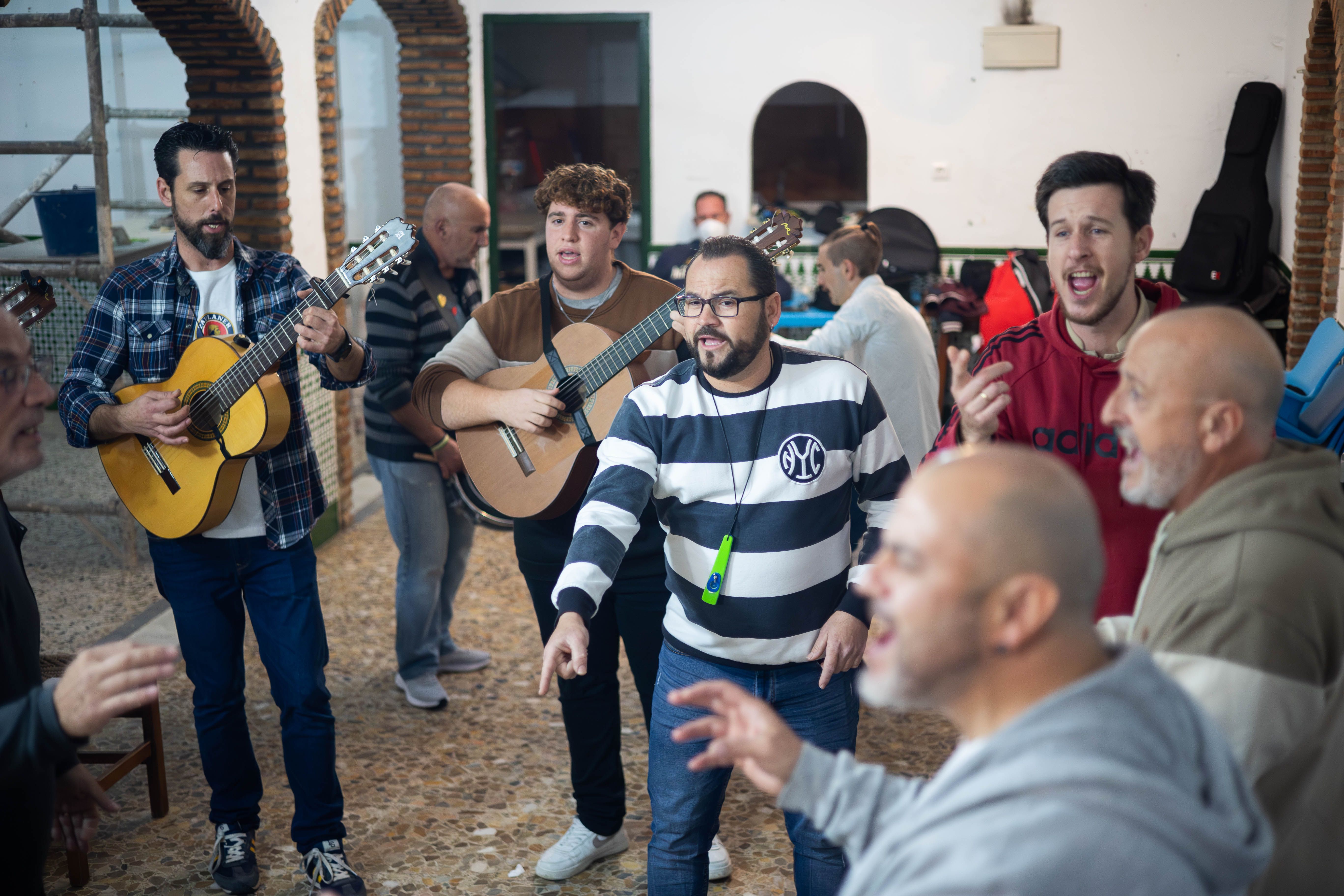 Los integrantes portuenses y jerezanos durante el ensayo.