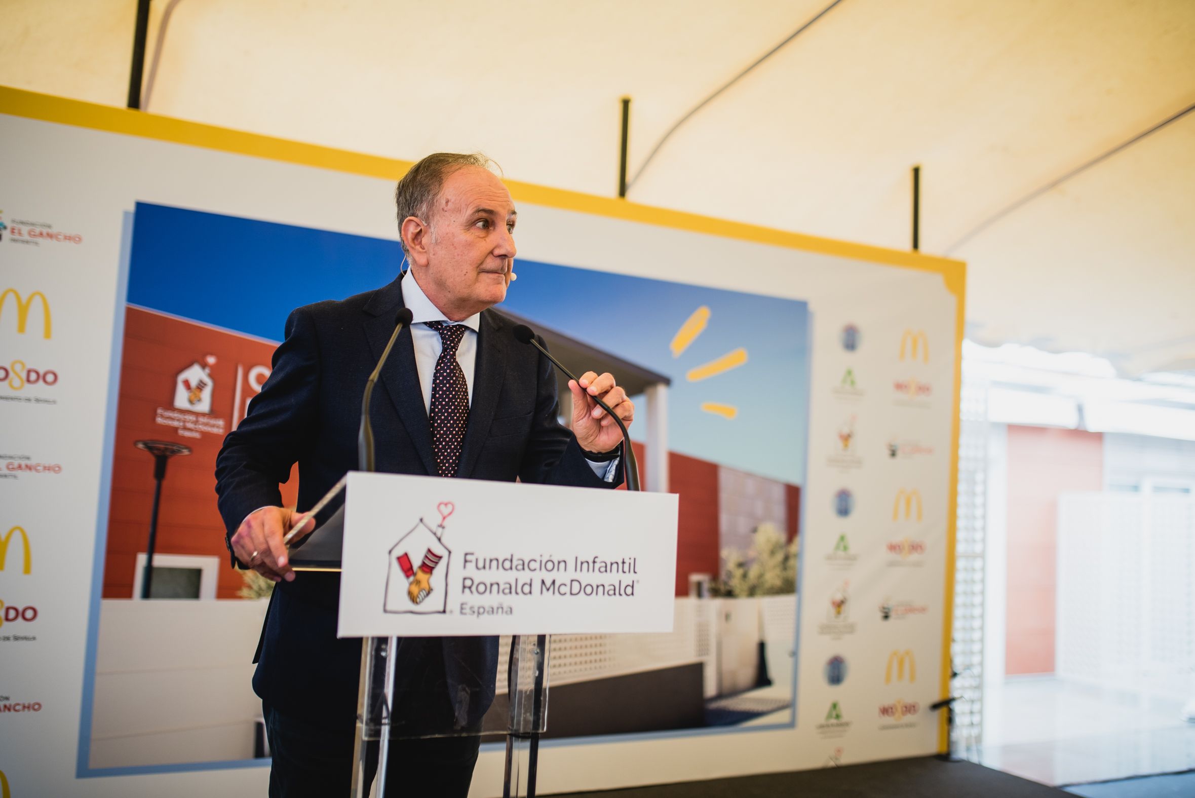 INAUGURACIÓN CASA RONALD MCDONALD SEVILLA 9