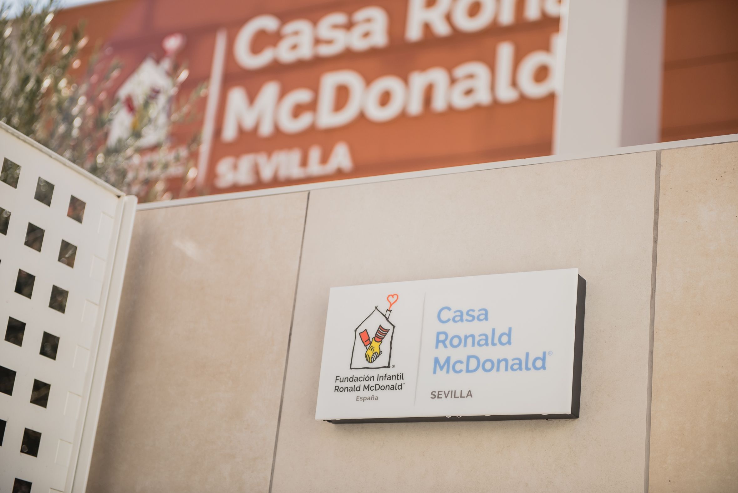 INAUGURACIÓN CASA RONALD MCDONALD SEVILLA 71